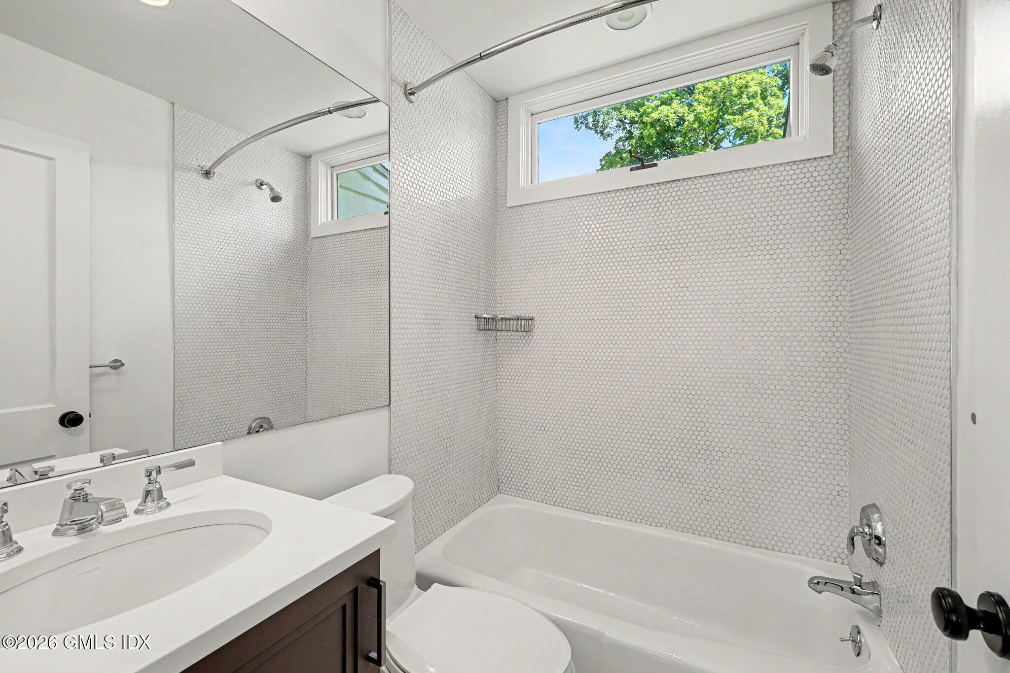 12 Rockview Drive