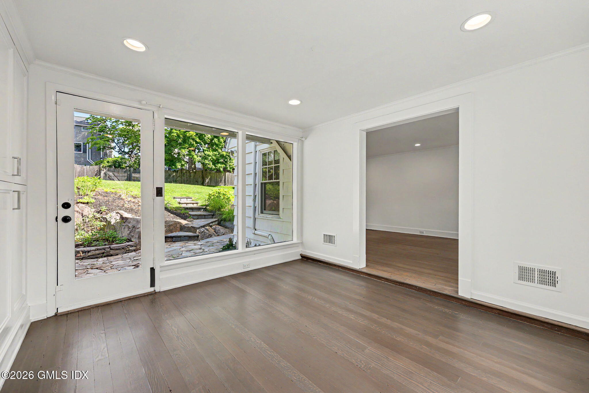 12 Rockview Drive