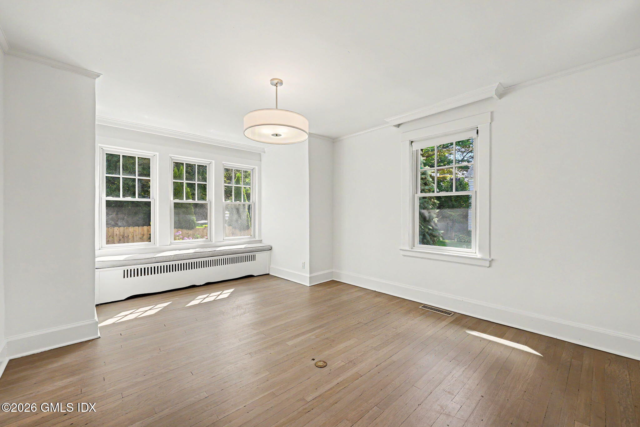 12 Rockview Drive