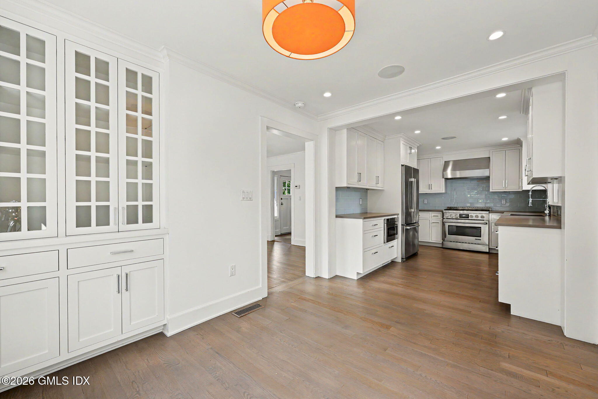 12 Rockview Drive
