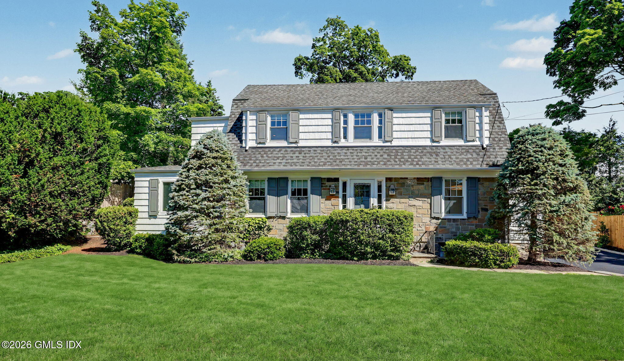 12 Rockview Drive