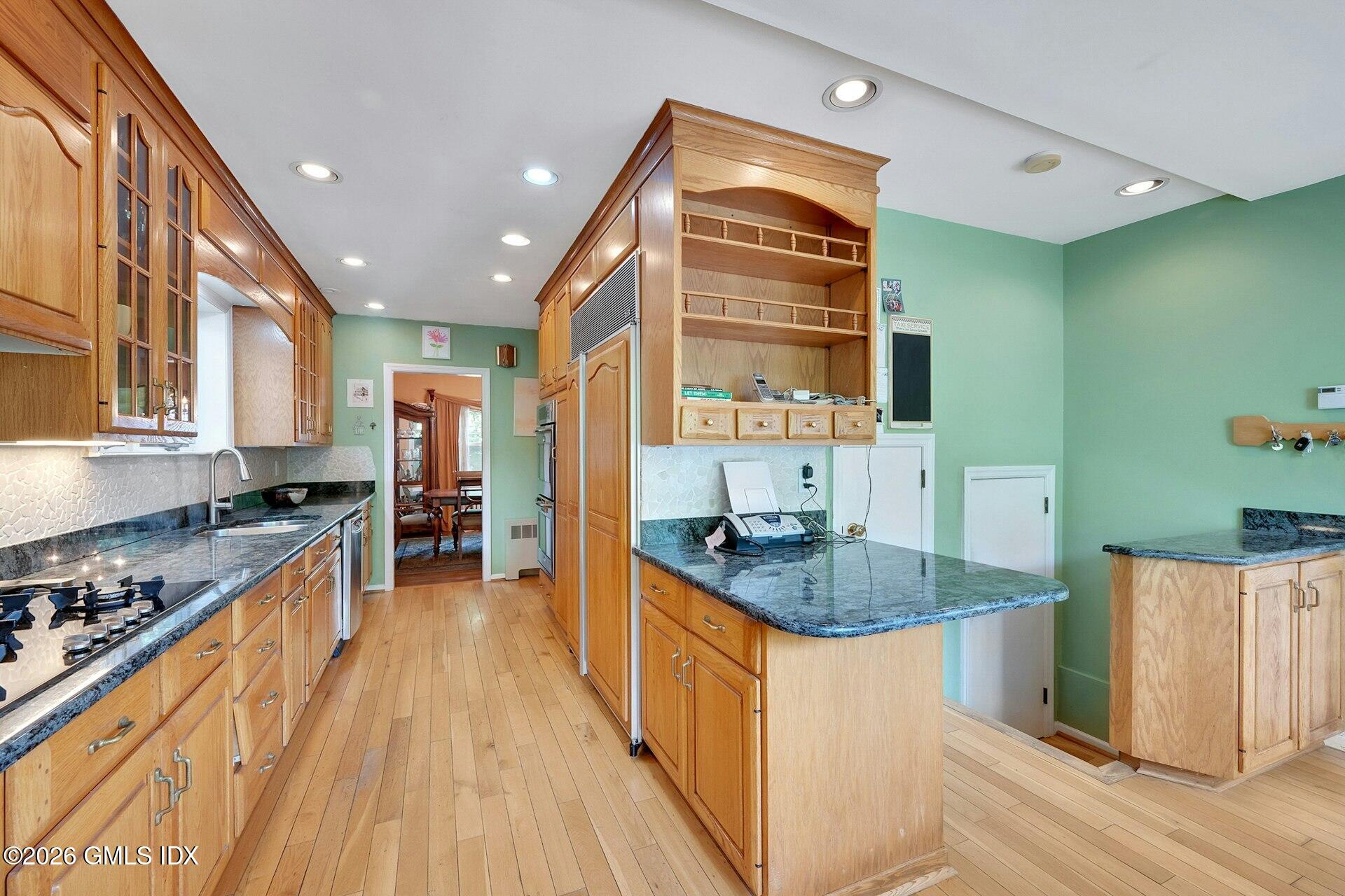 52 Center Drive