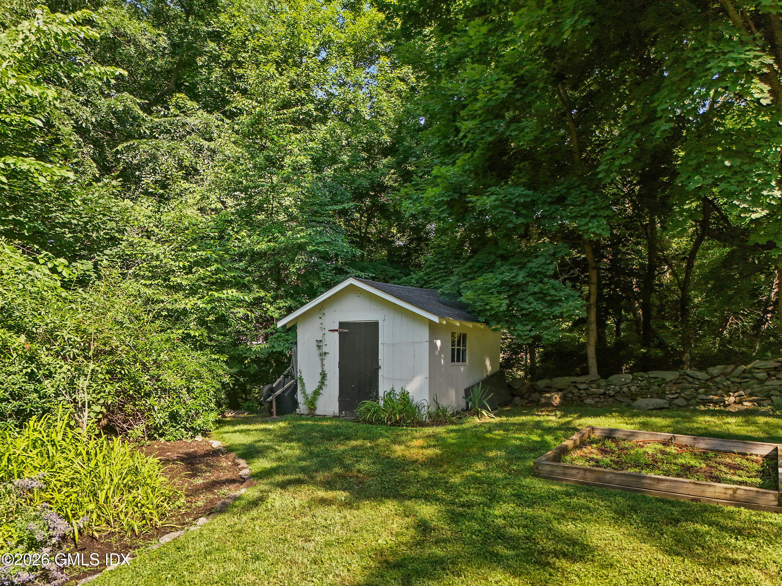 128 Weaver Street