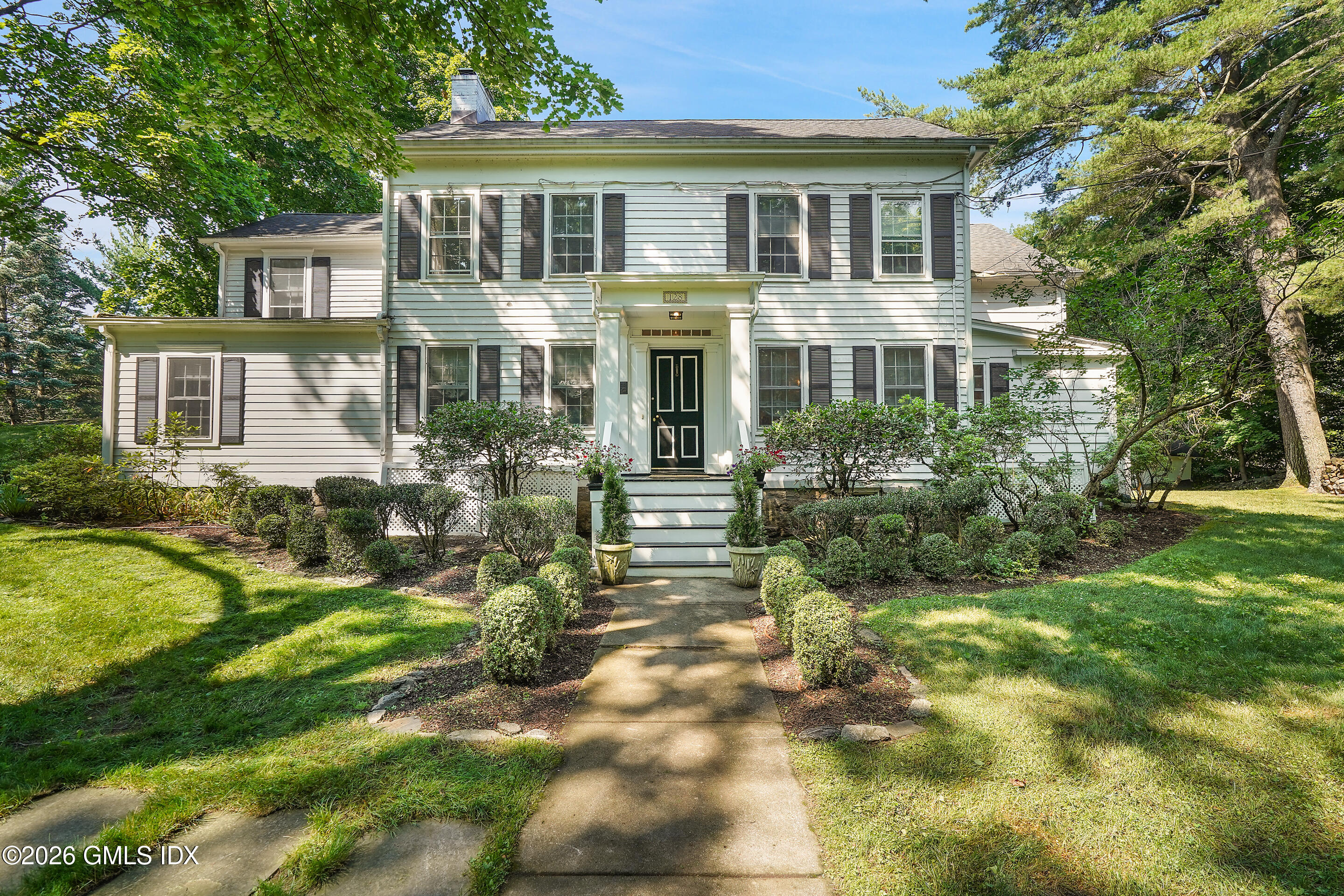 128 Weaver Street