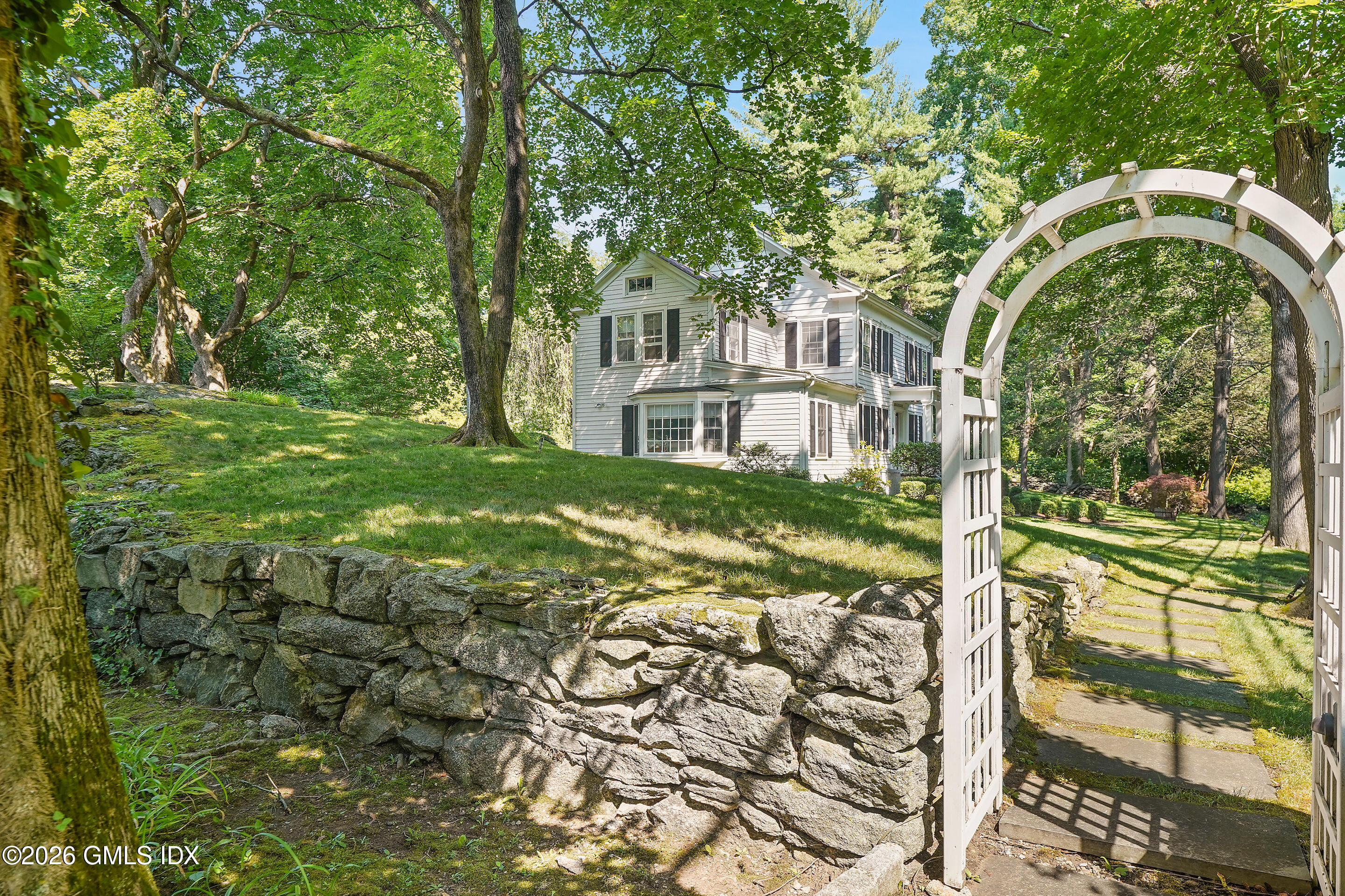 128 Weaver Street