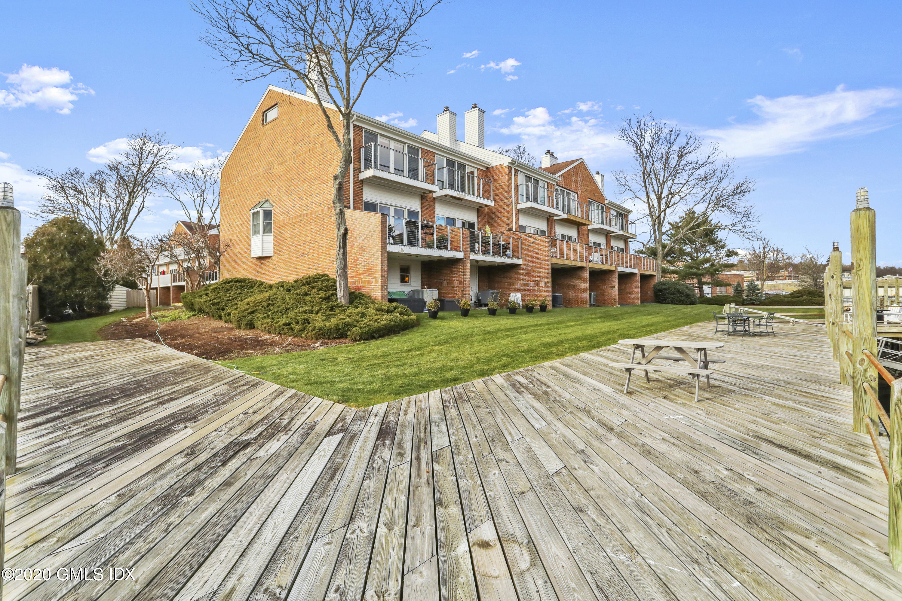 115 River Road APT 15