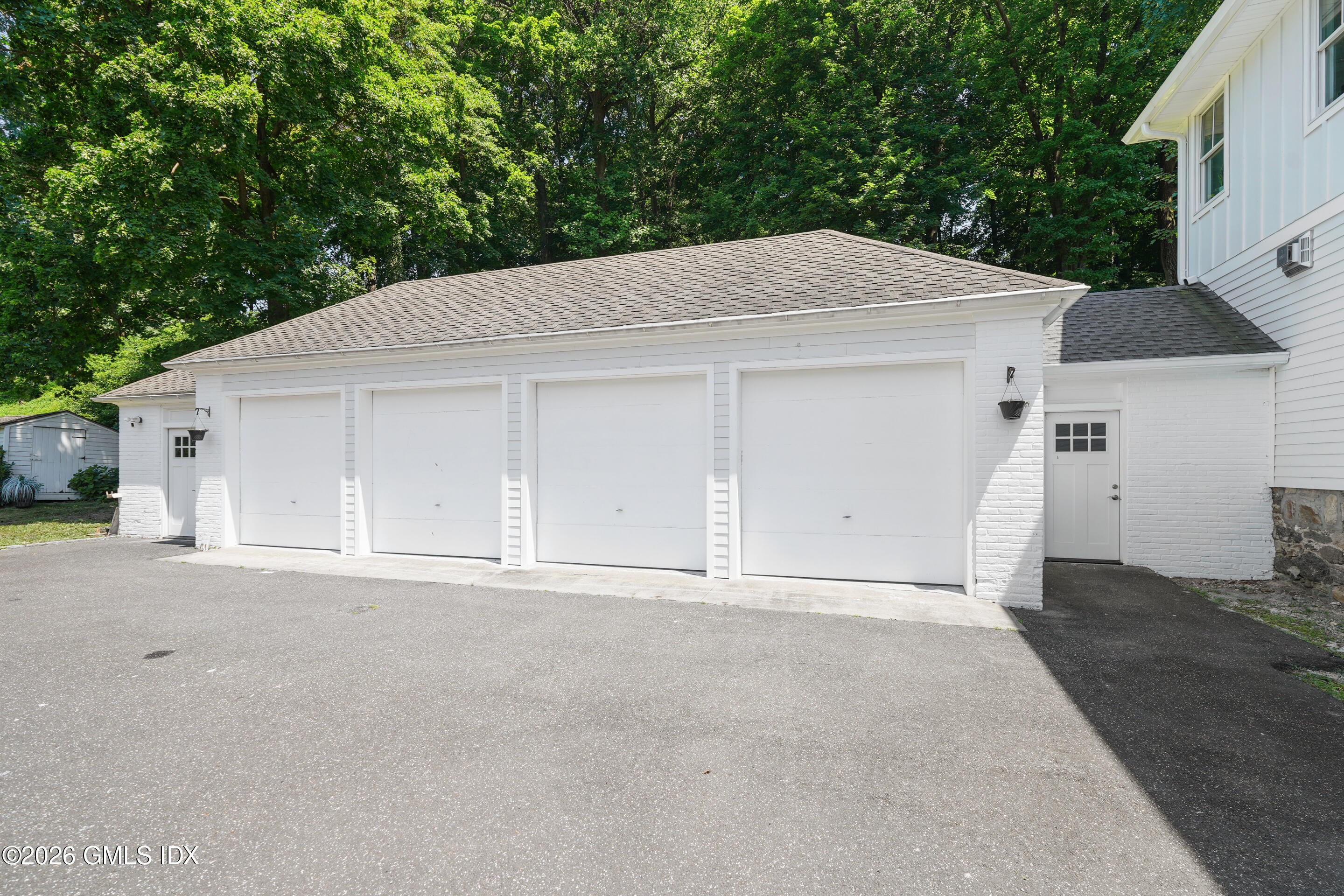 31 Meadow Wood Drive