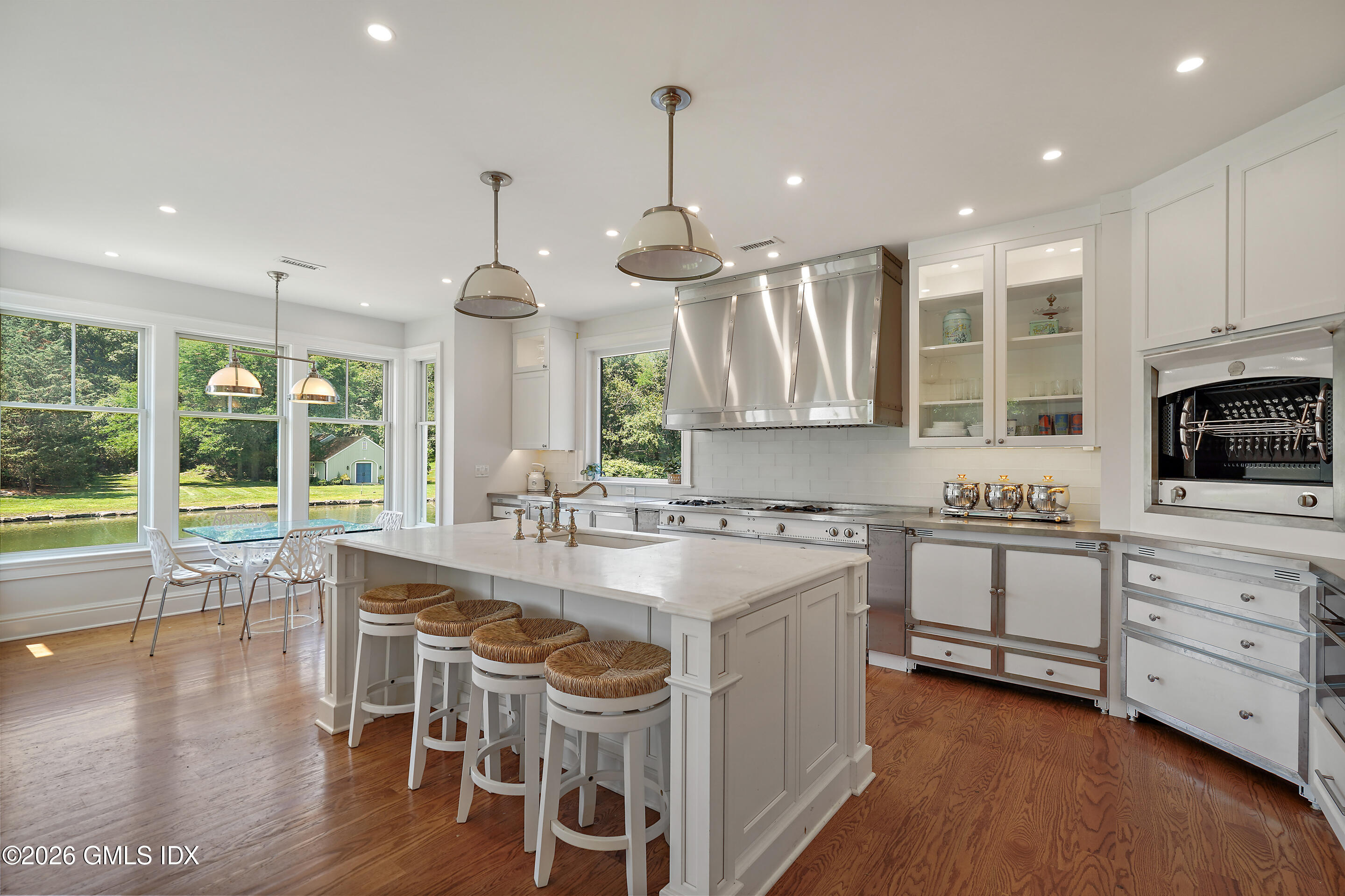 31 Meadow Wood Drive