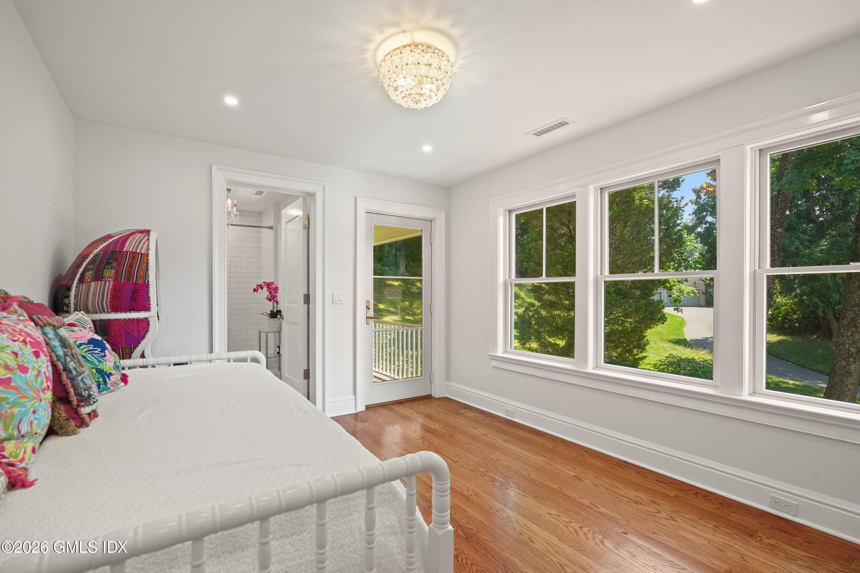 31 Meadow Wood Drive