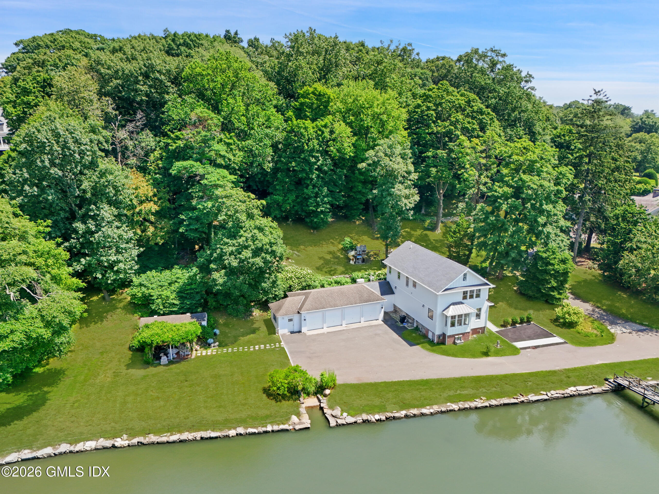 31 Meadow Wood Drive
