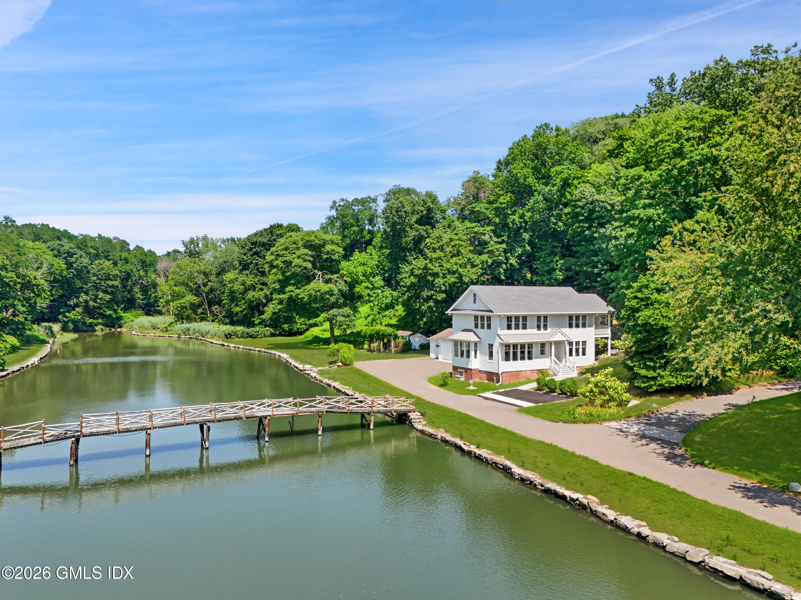 31 Meadow Wood Drive