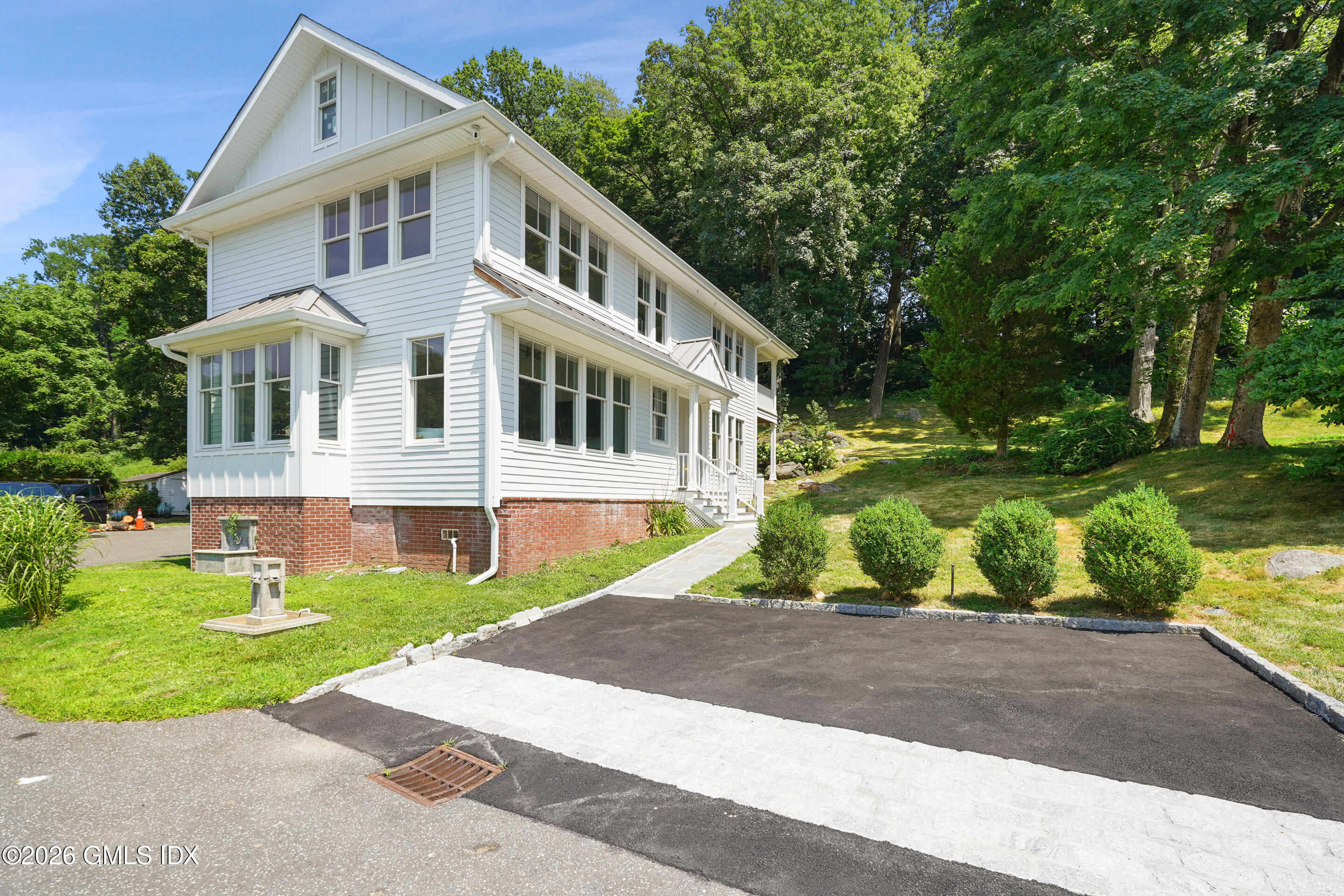31 Meadow Wood Drive