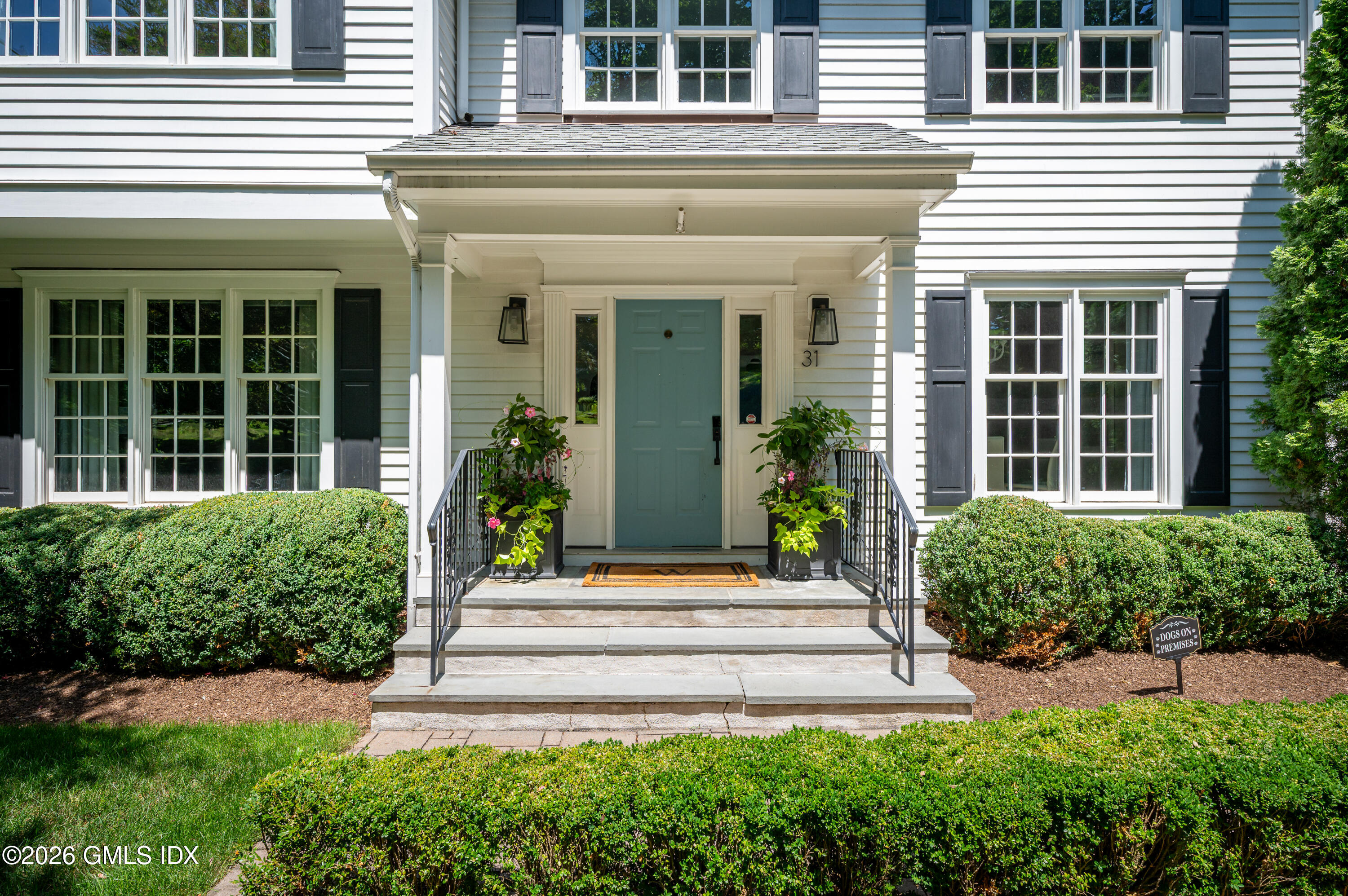 31 N Hawthorne Street