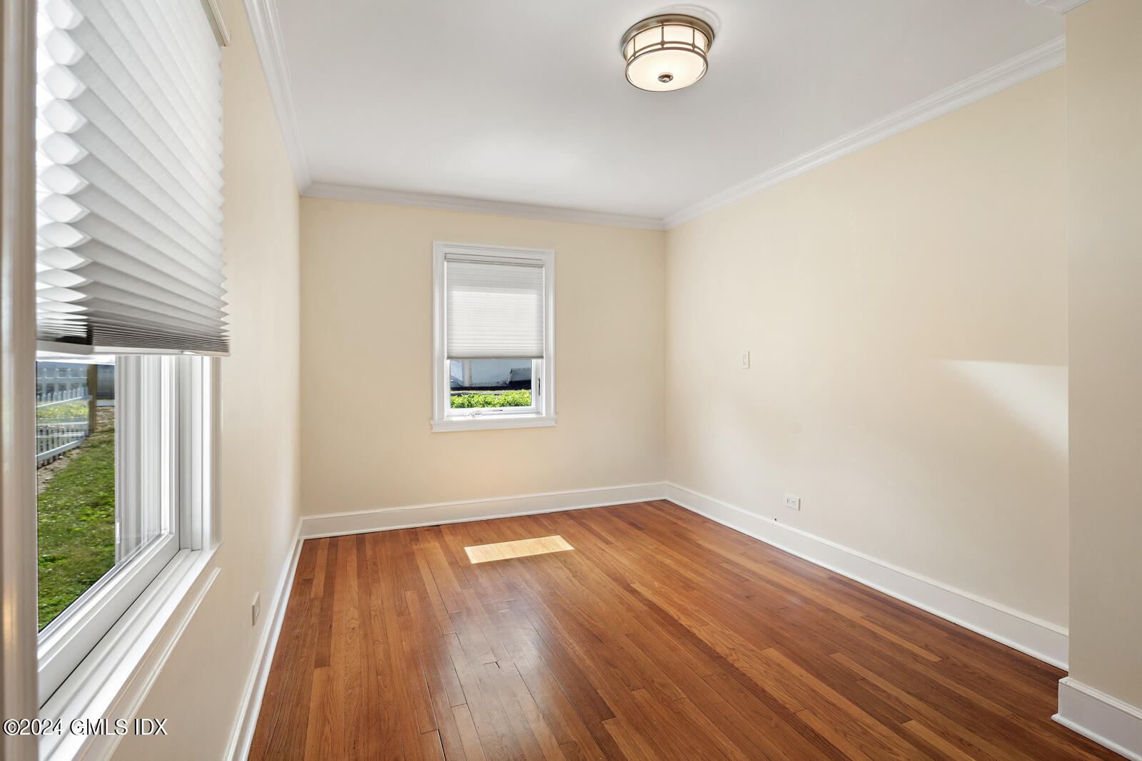 106 Henry Street A