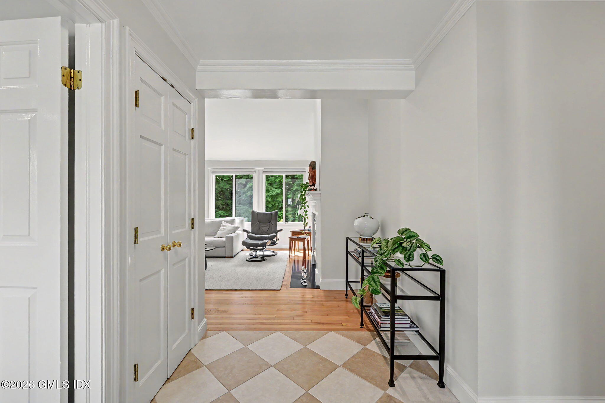 36 E Lyon Farm Drive UNIT 36