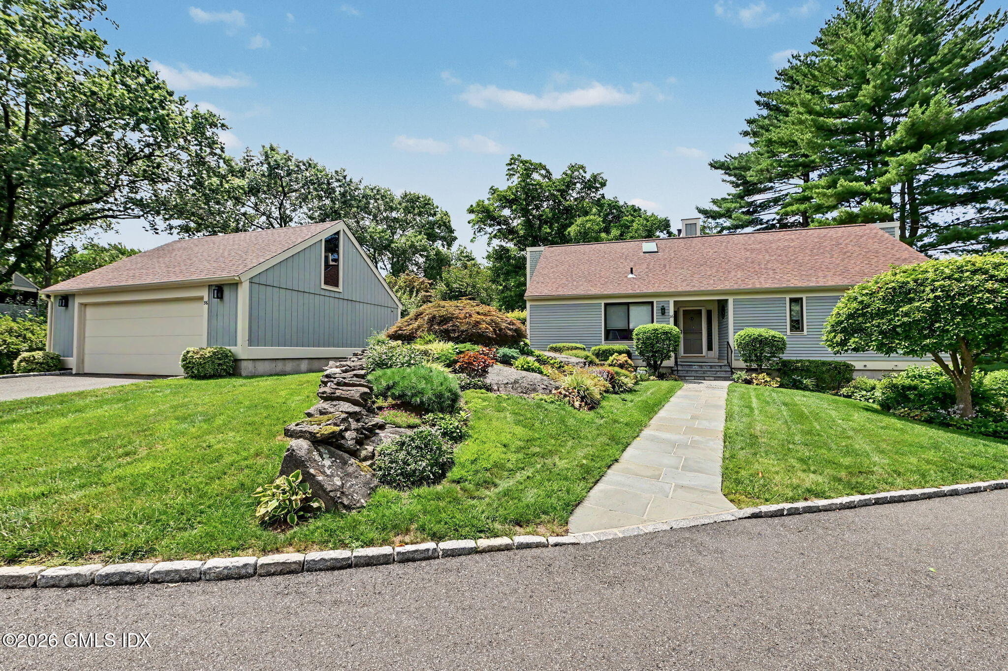 36 E Lyon Farm Drive UNIT 36