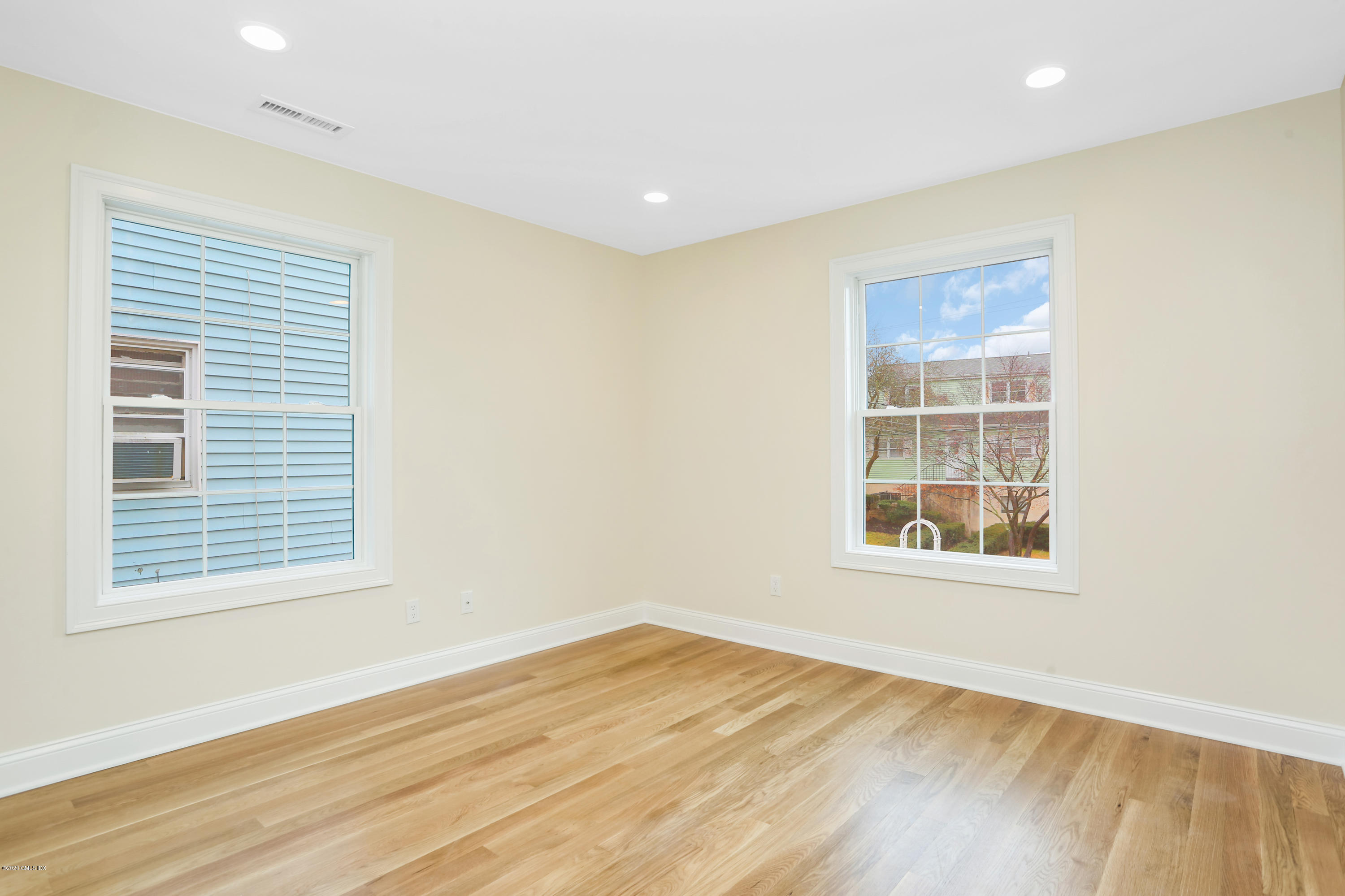 81 Cos Cob Avenue Unit: B