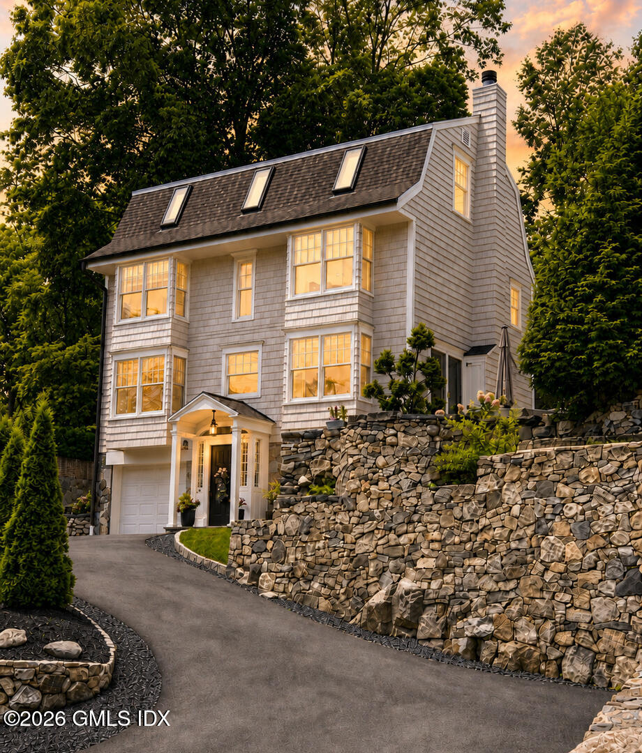316 Valley Road