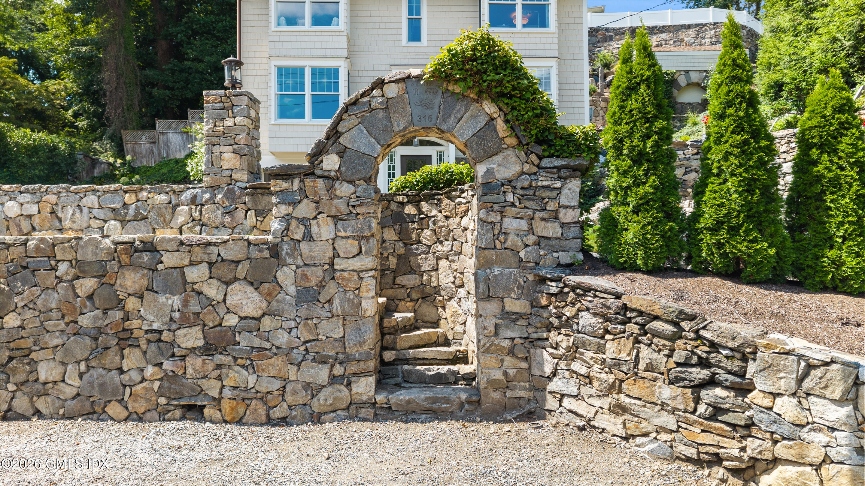 316 Valley Road
