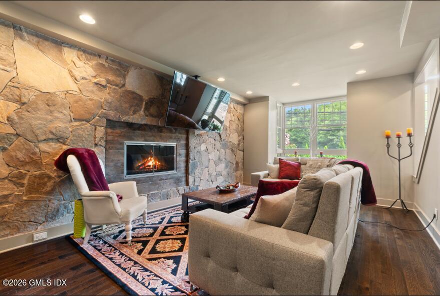316 Valley Road