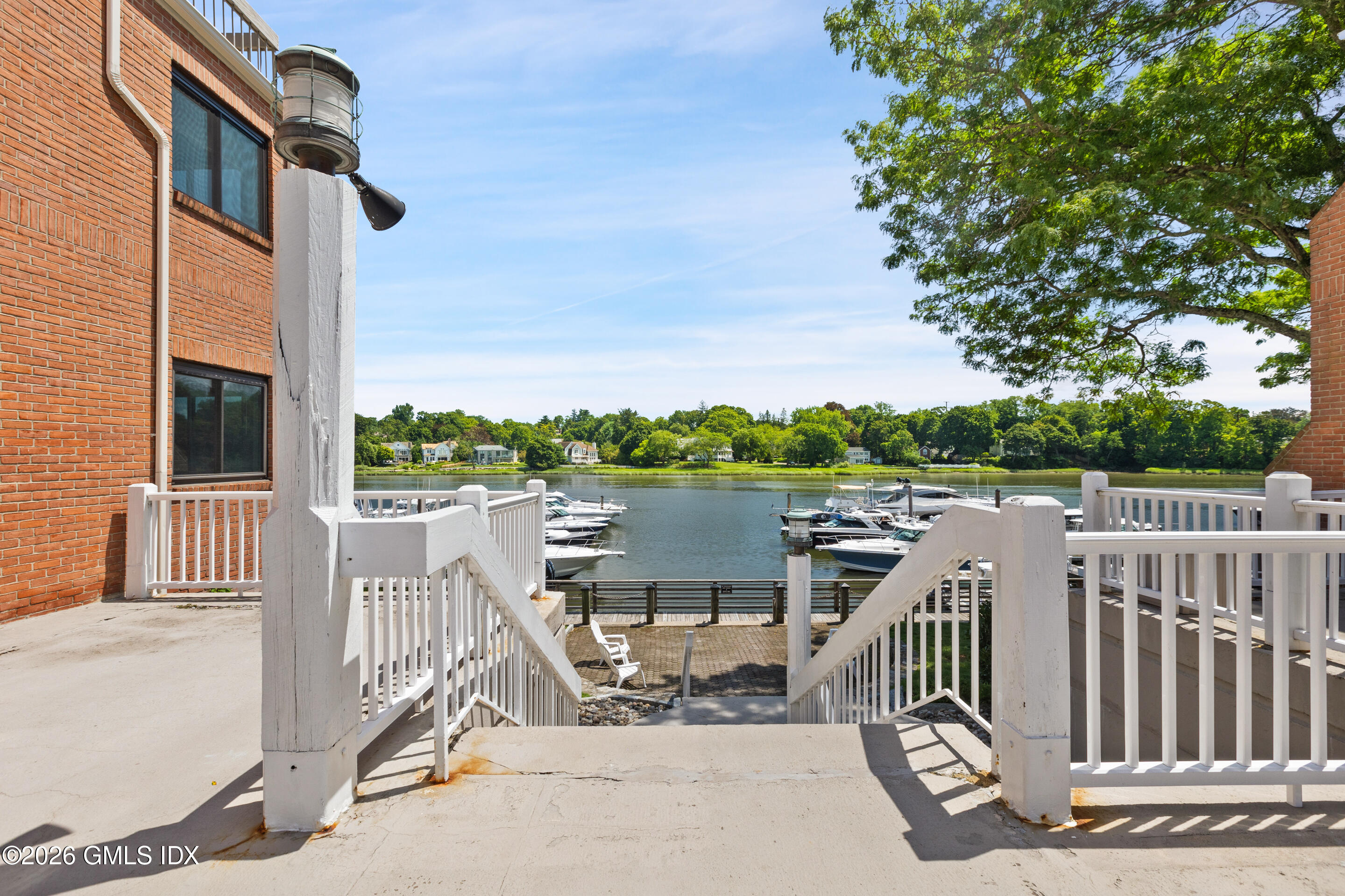 15 River Road 205
