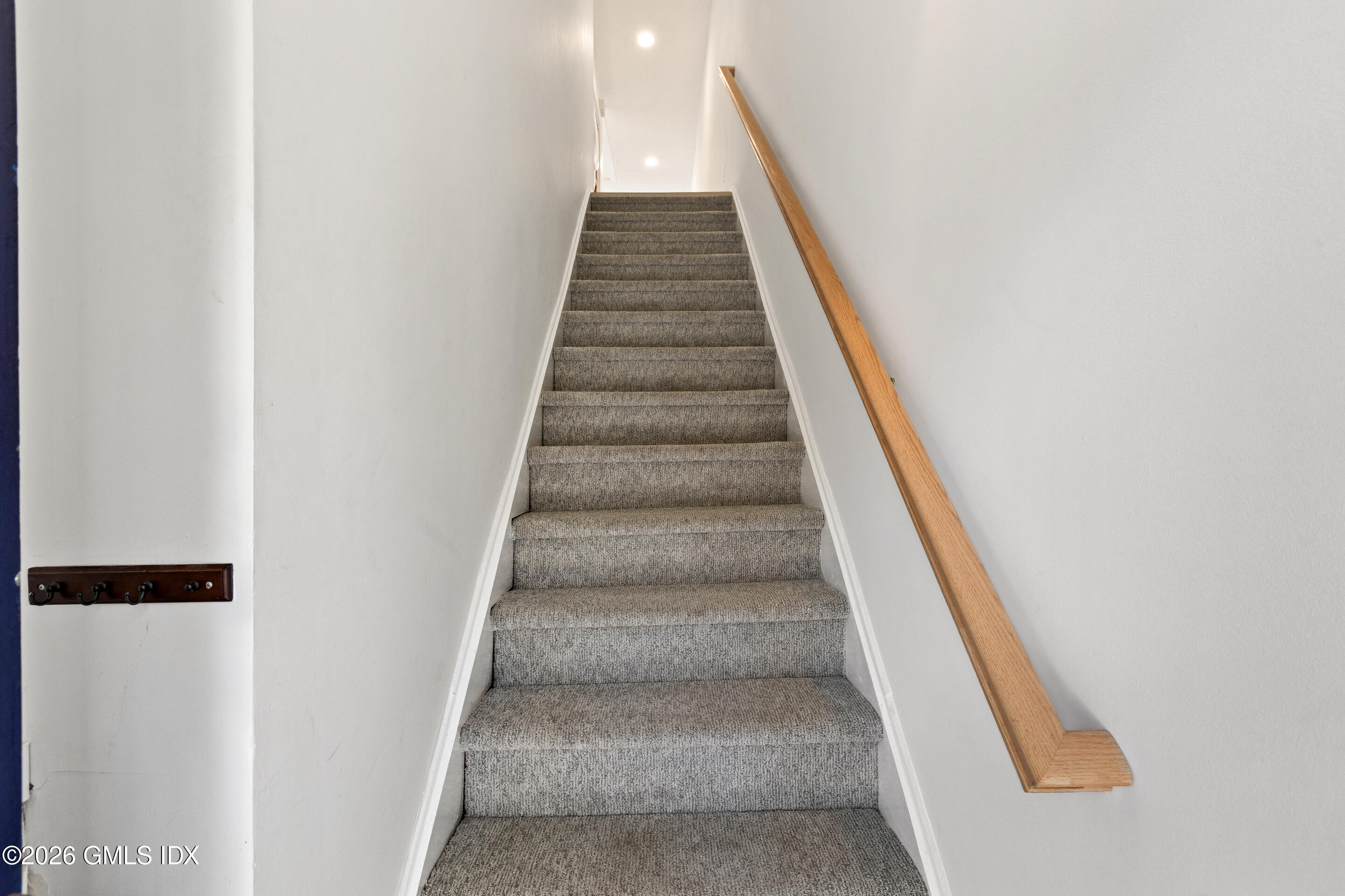 15 River Road 205