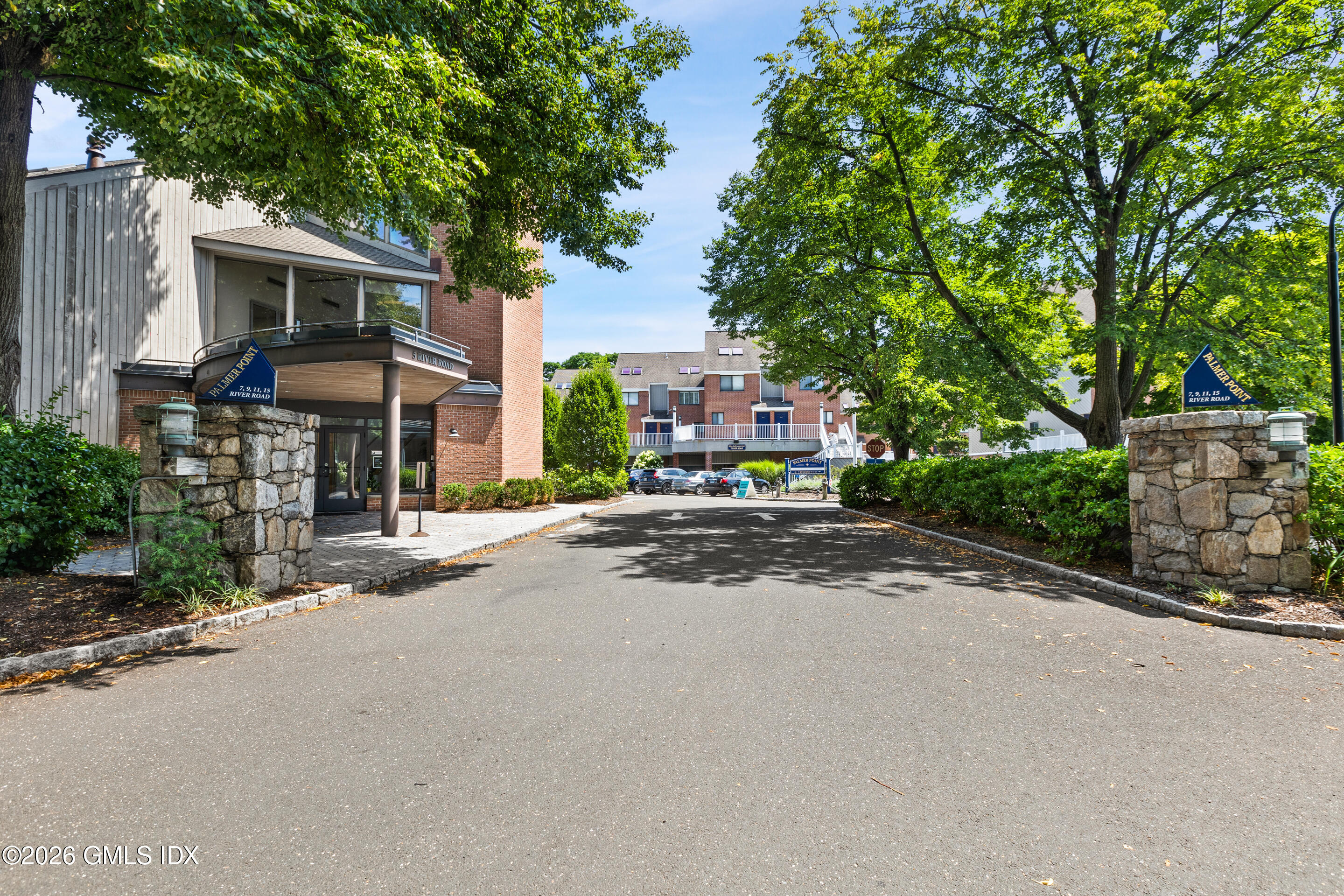 15 River Road 205