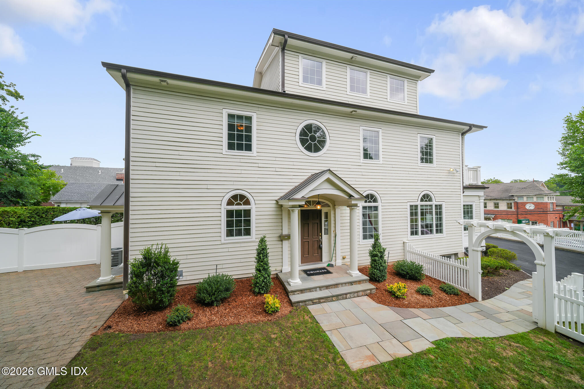 80 E Putnam Avenue