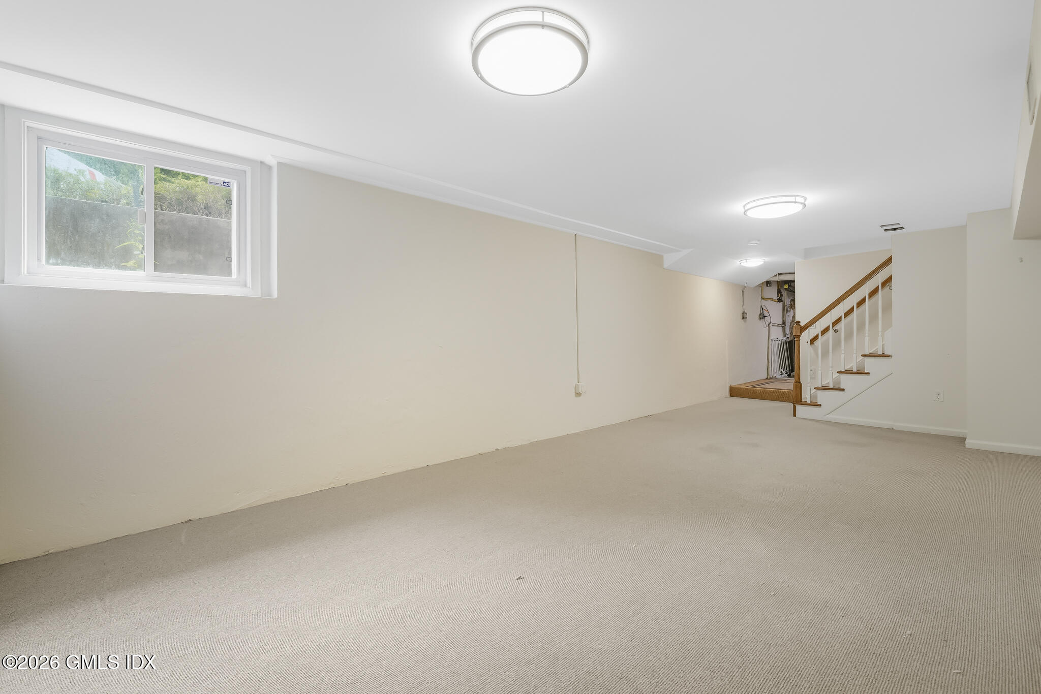80 E Putnam Avenue