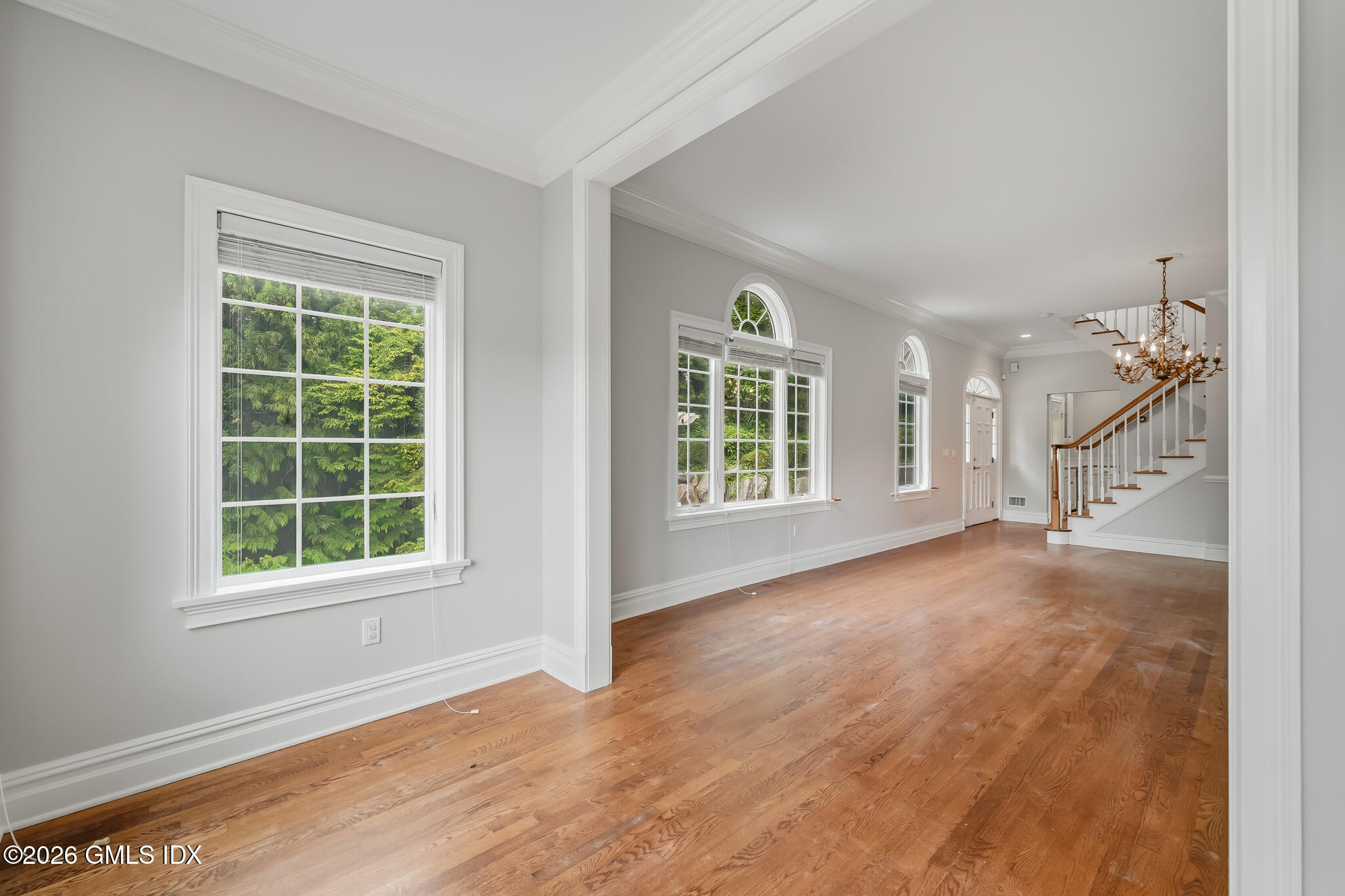 80 E Putnam Avenue