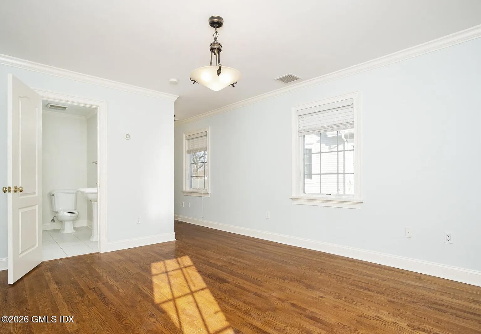 80 E Putnam Avenue