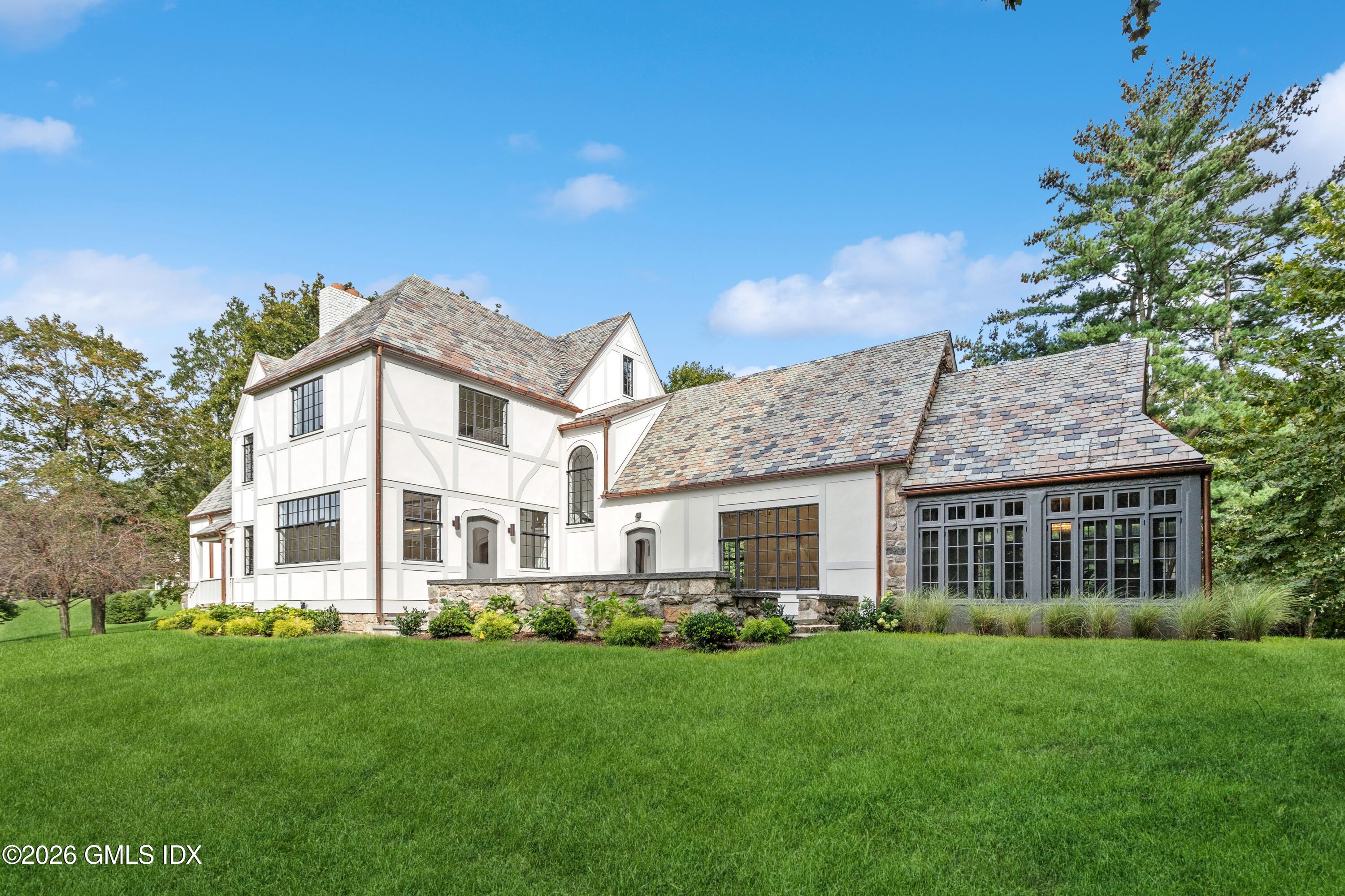 5 Sherwood Avenue