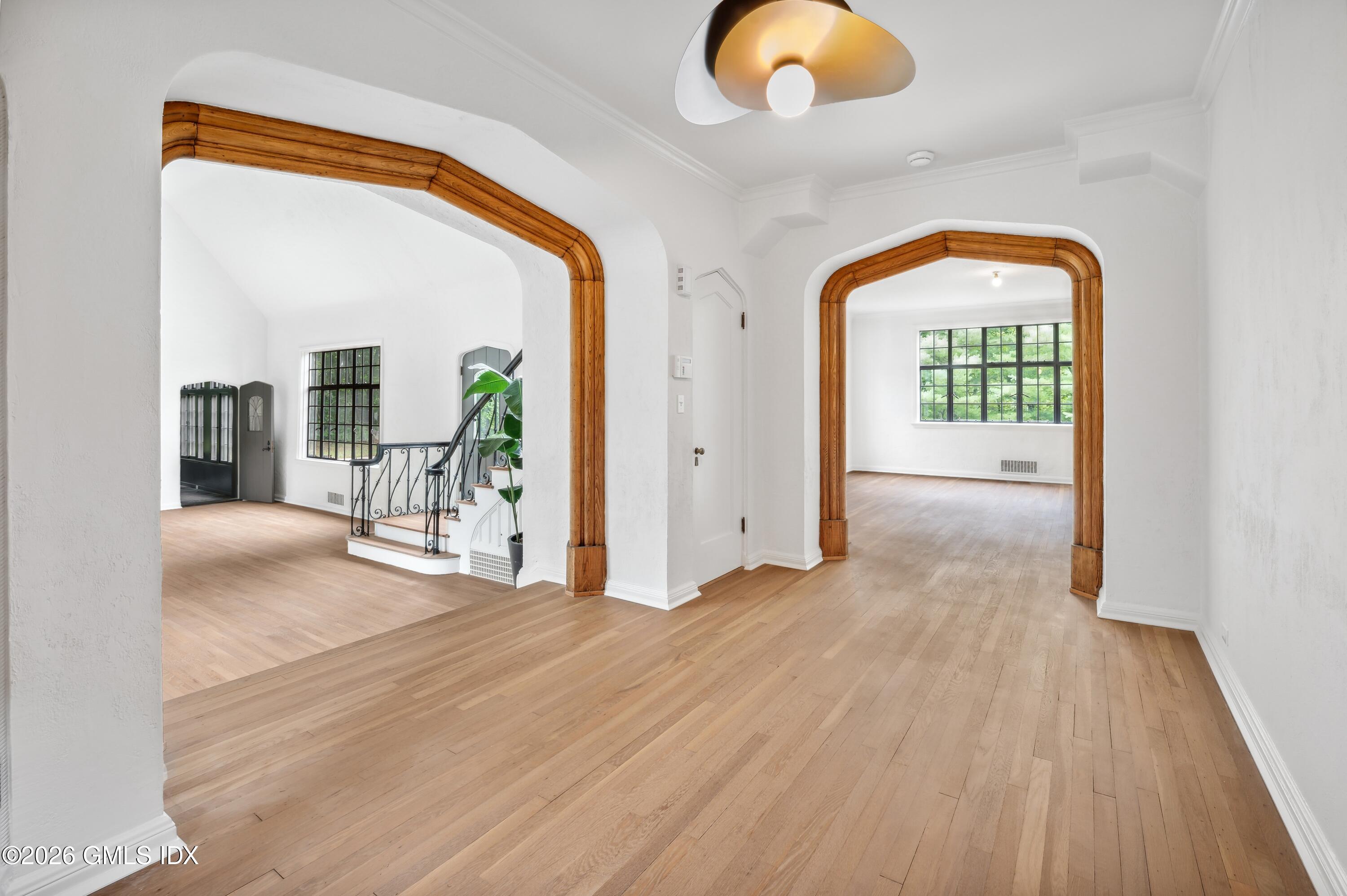 5 Sherwood Avenue