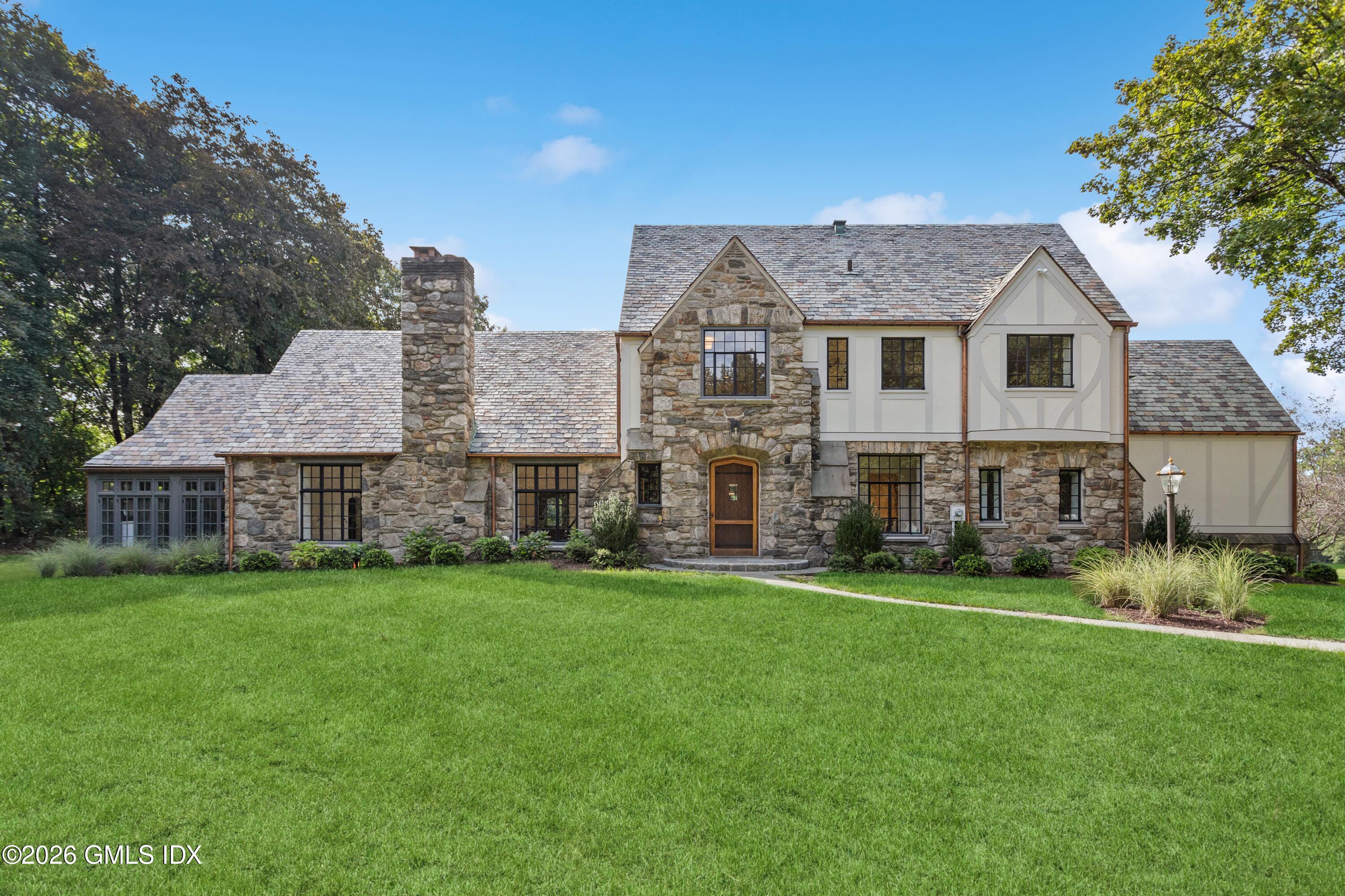 5 Sherwood Avenue