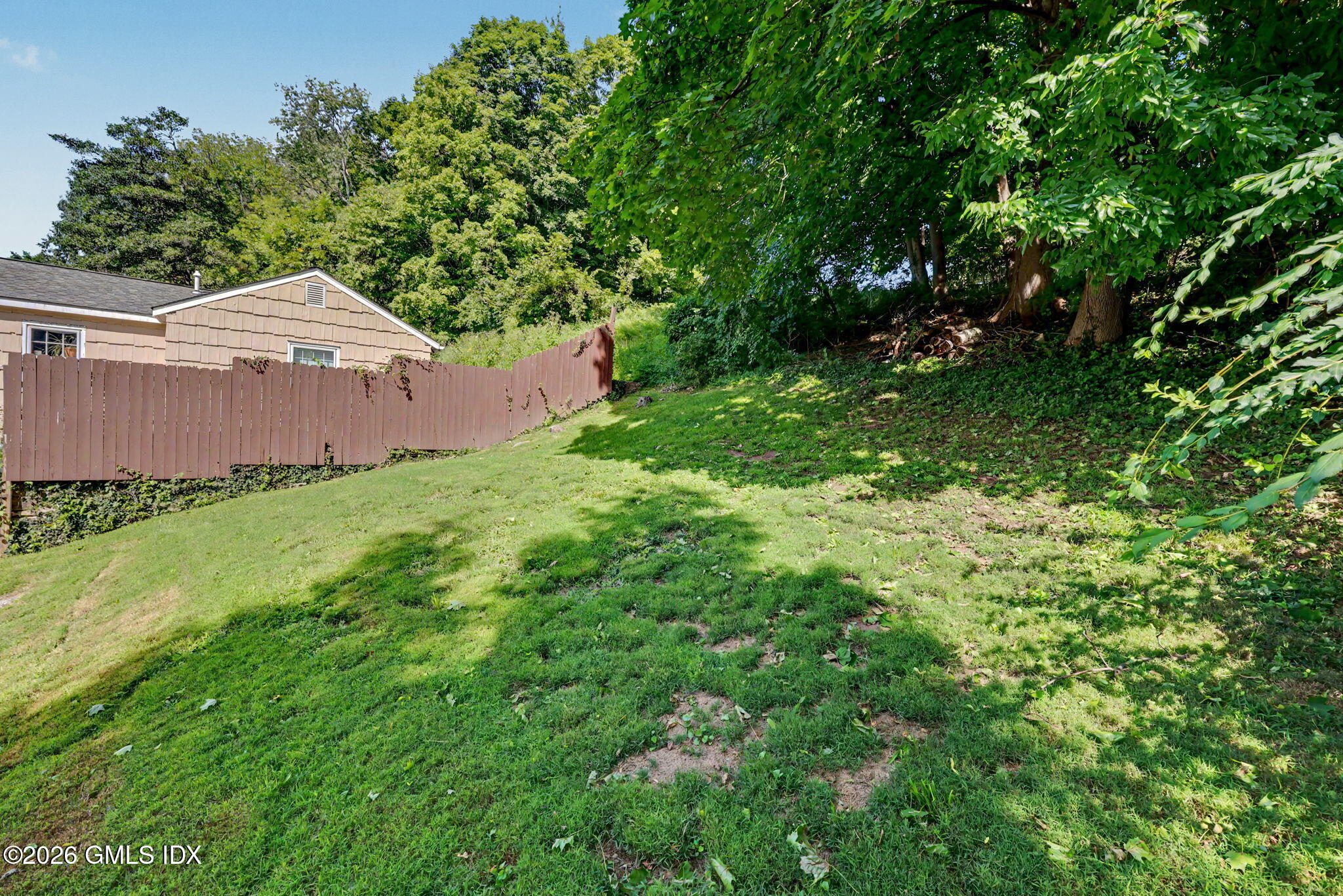 17 Cary Road