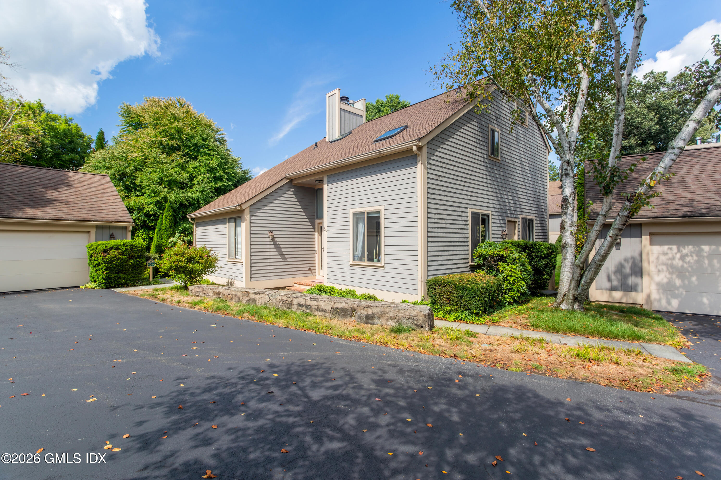 407 W Lyon Farm Drive UNIT 407