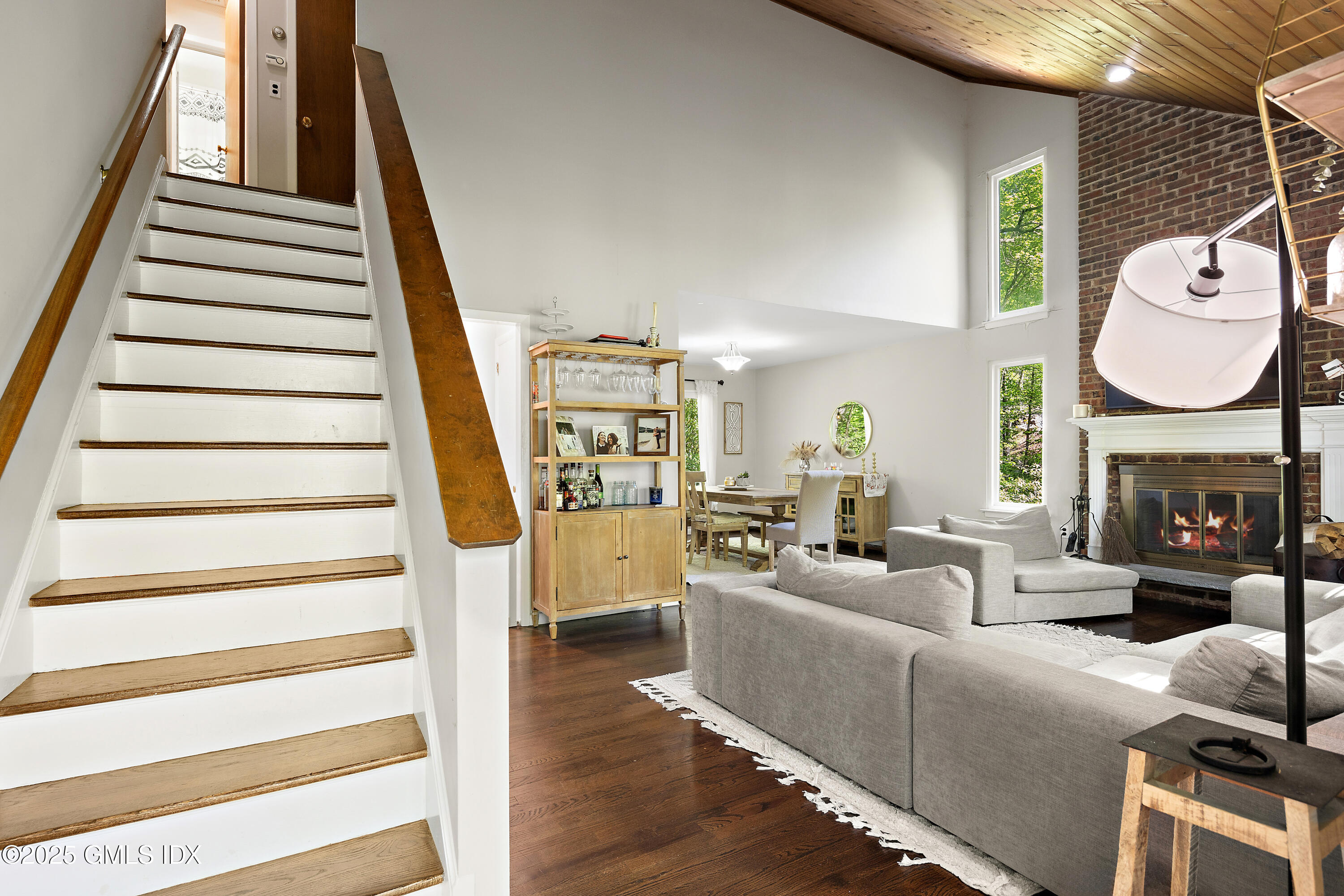 421 Chestnut Hill Road
