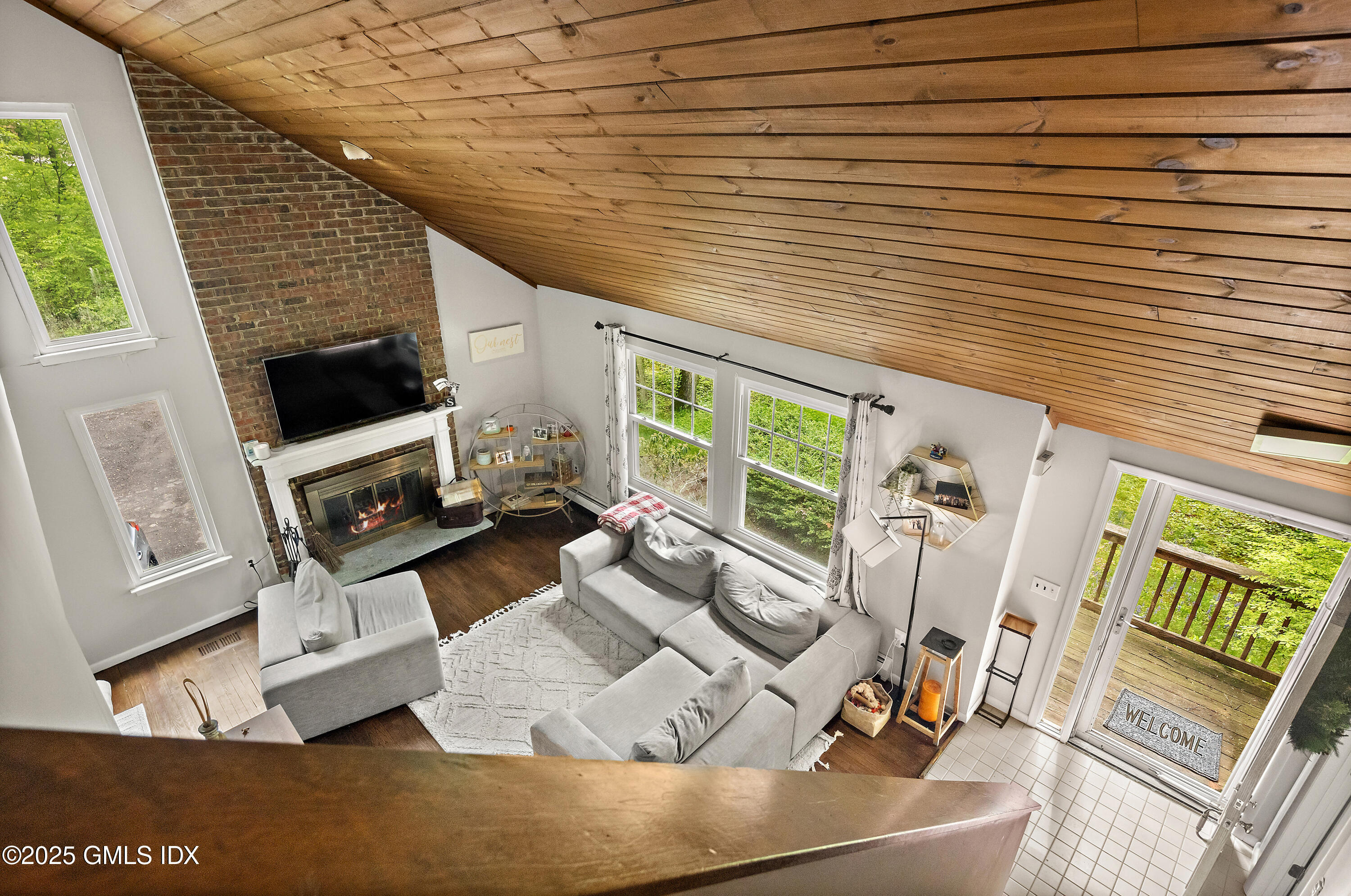 421 Chestnut Hill Road