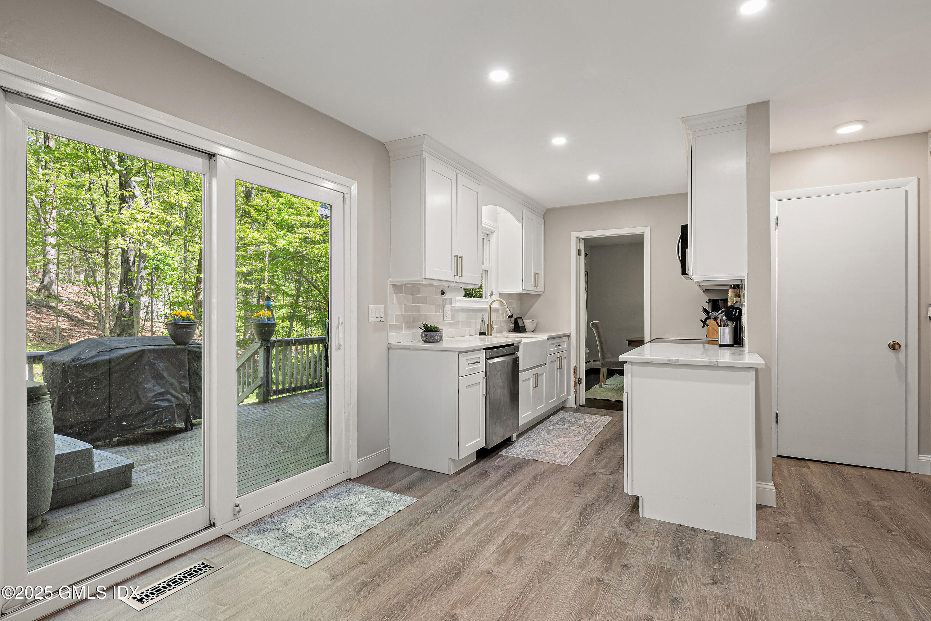 421 Chestnut Hill Road