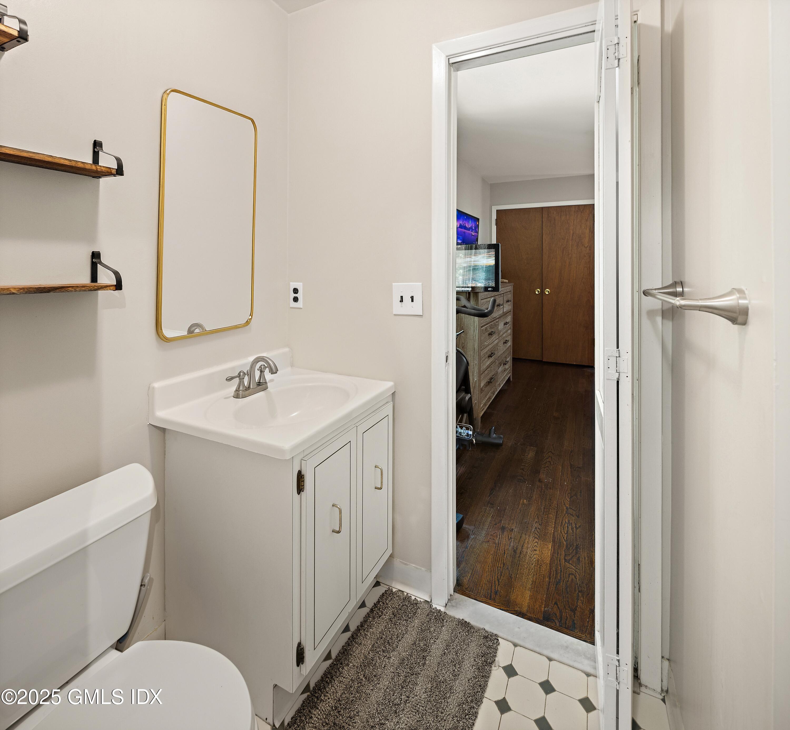 421 Chestnut Hill Road
