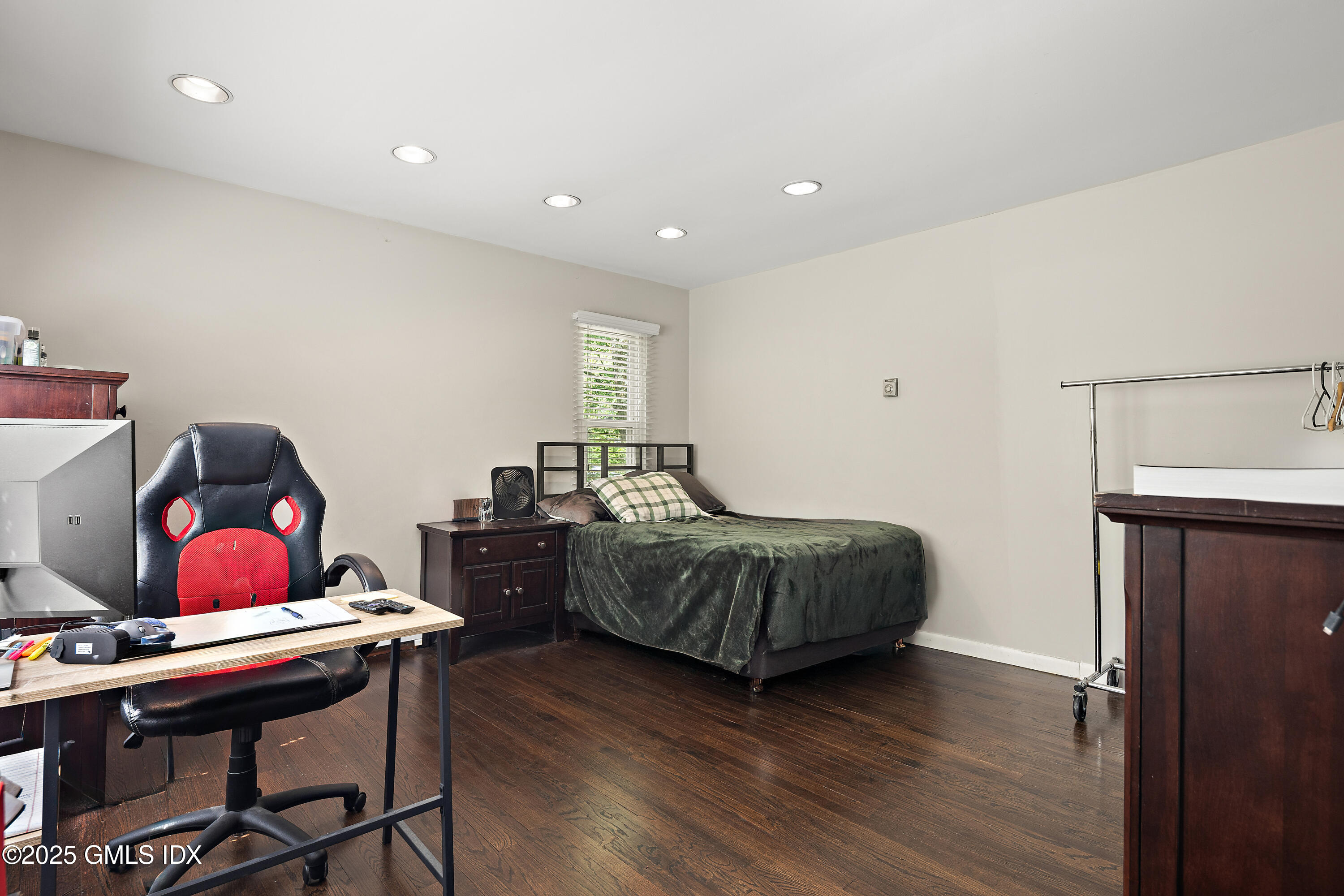 421 Chestnut Hill Road