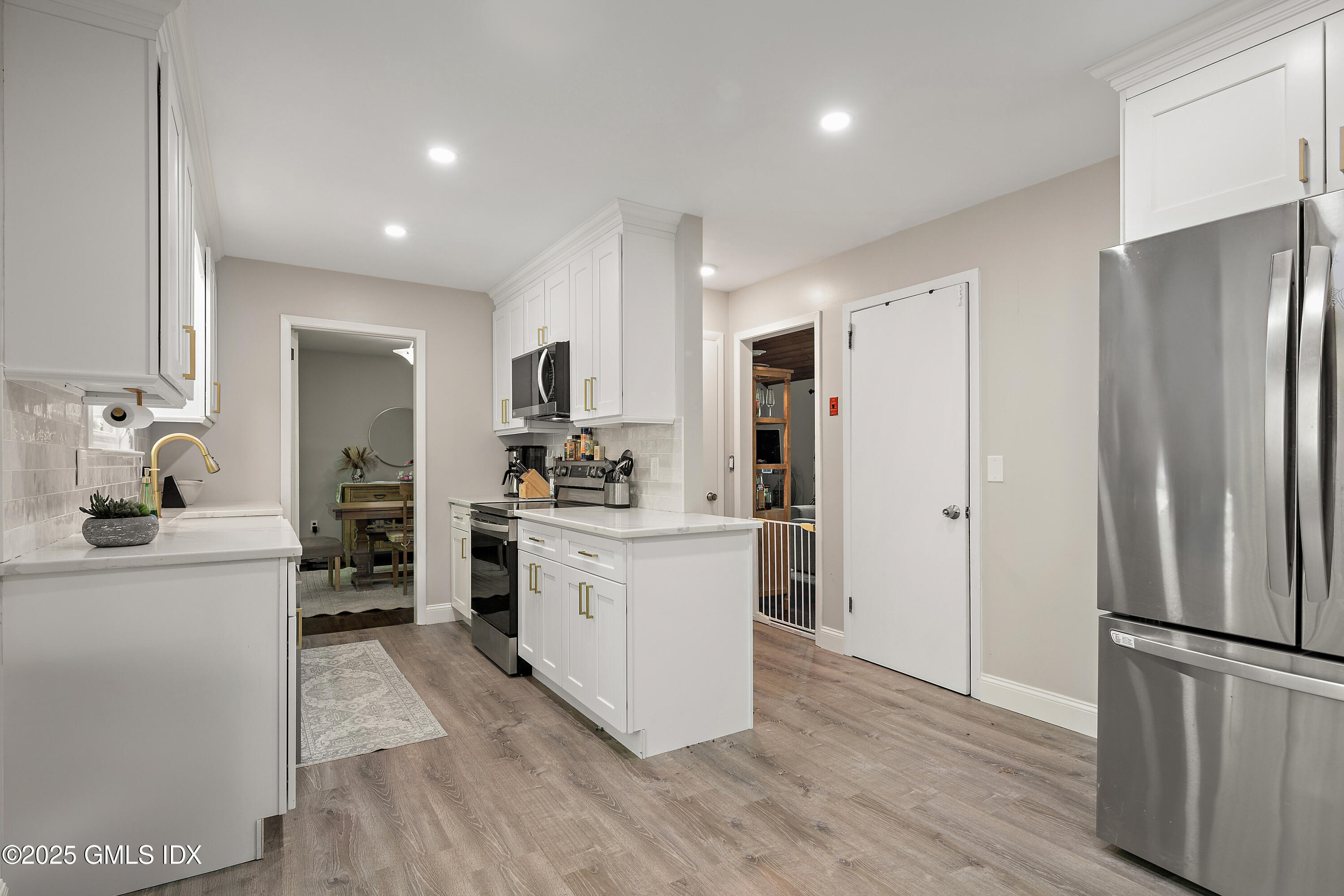 421 Chestnut Hill Road