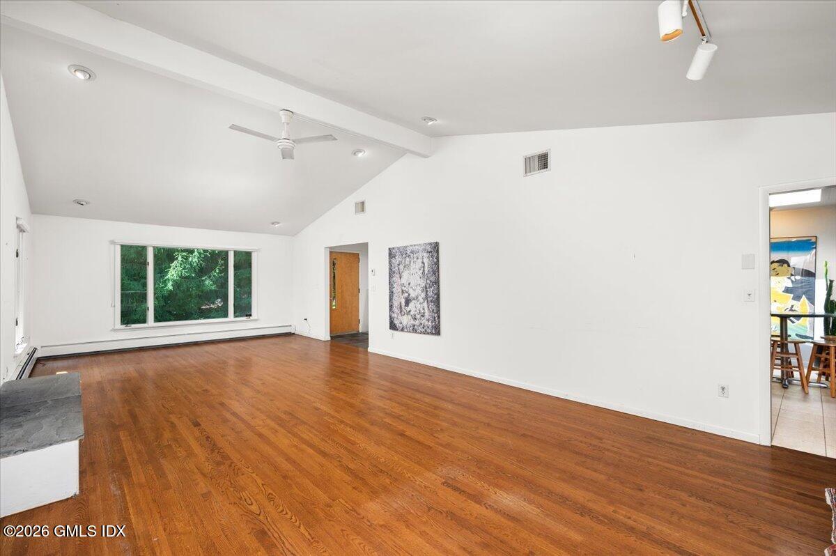 7 Sundance Drive