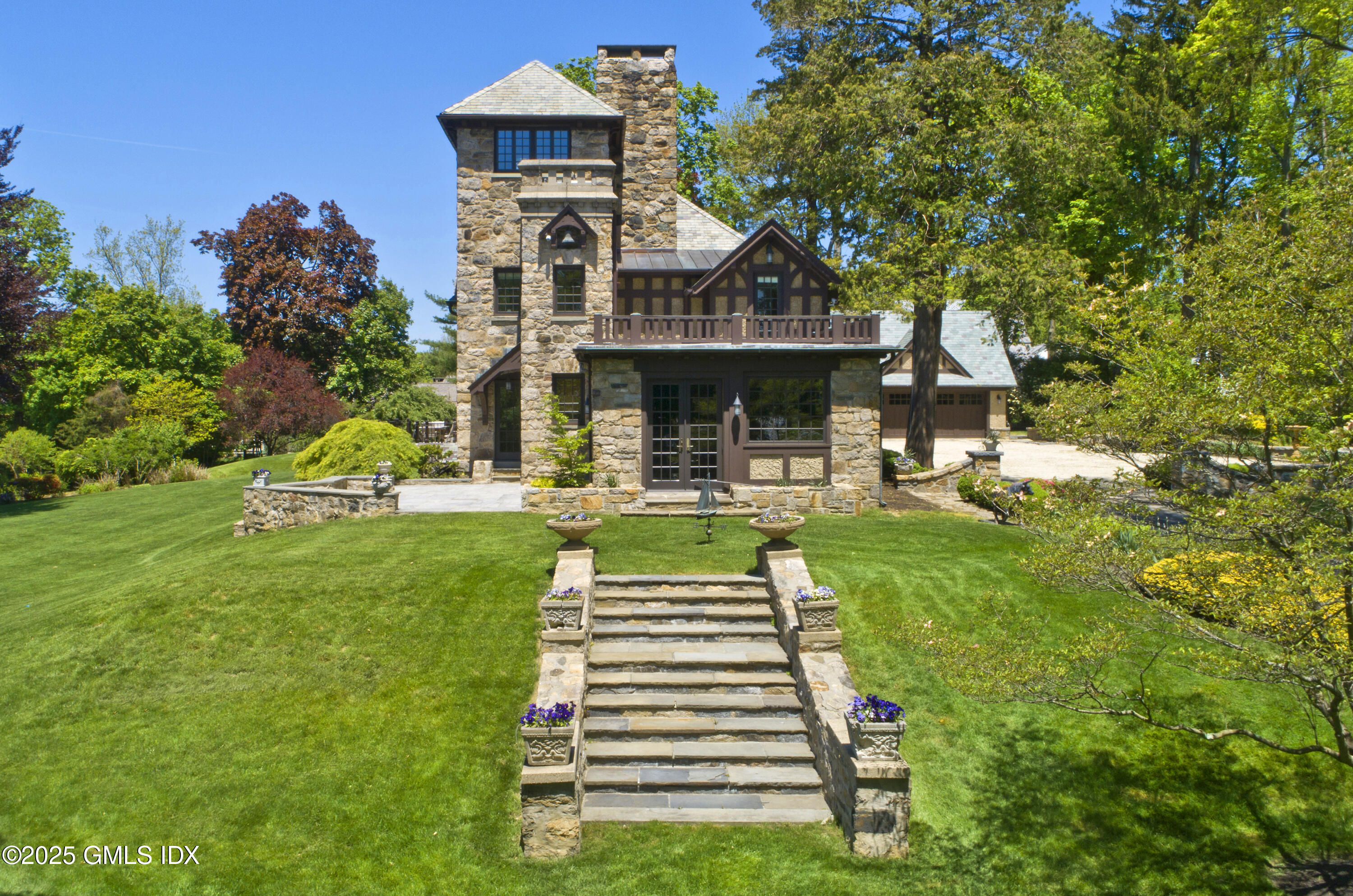 47 Carriglea Drive