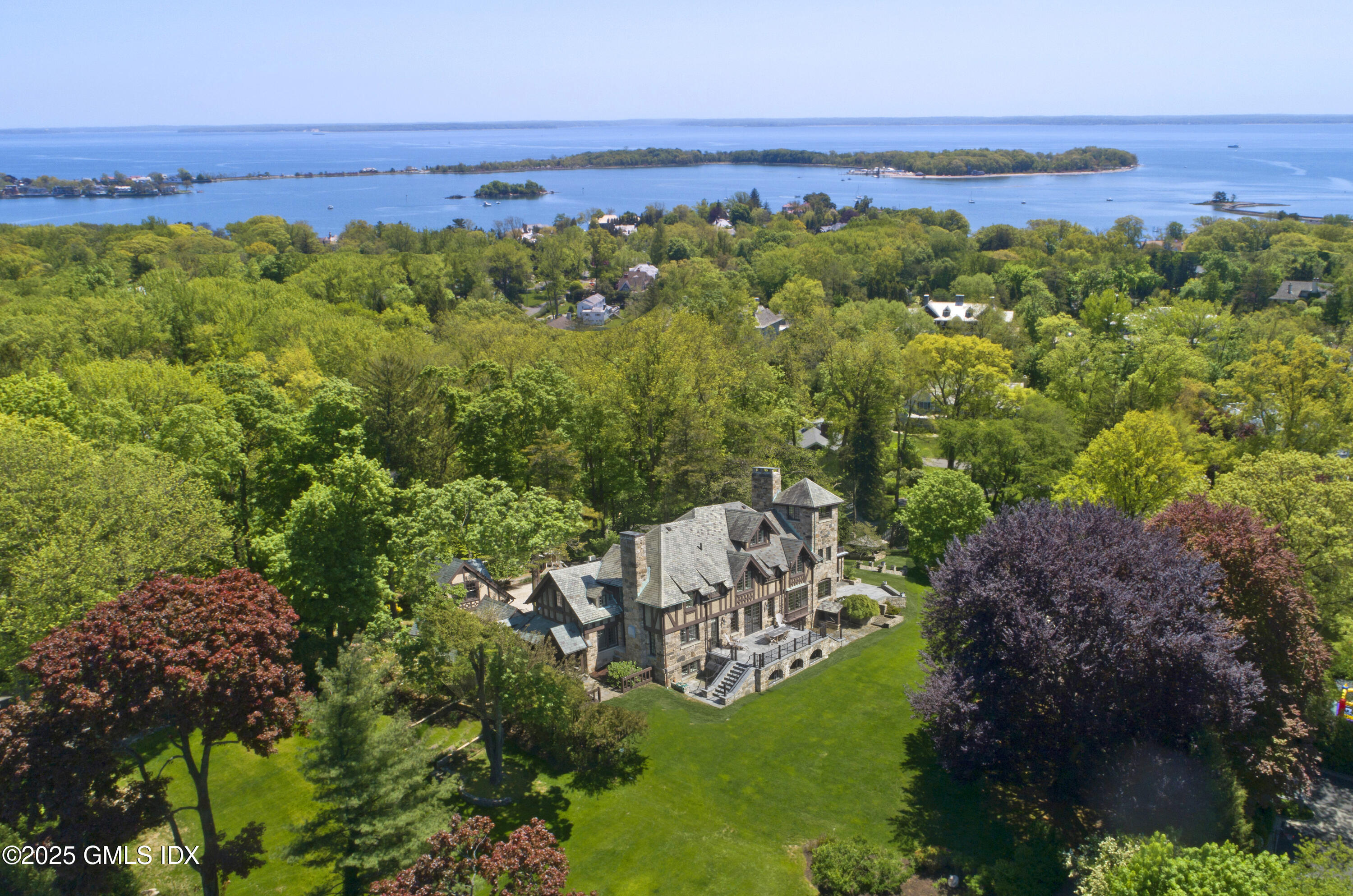 47 Carriglea Drive