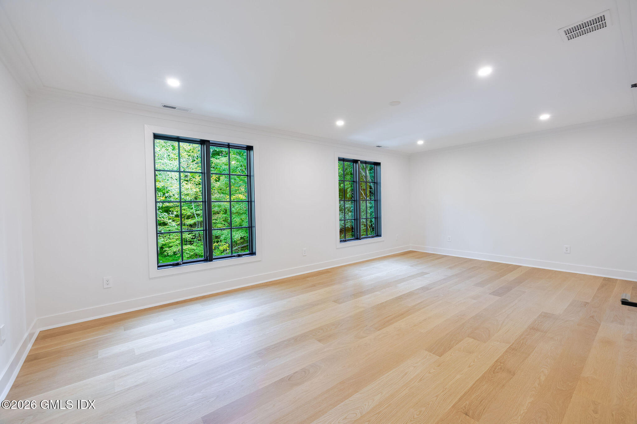 23 Laurel Road