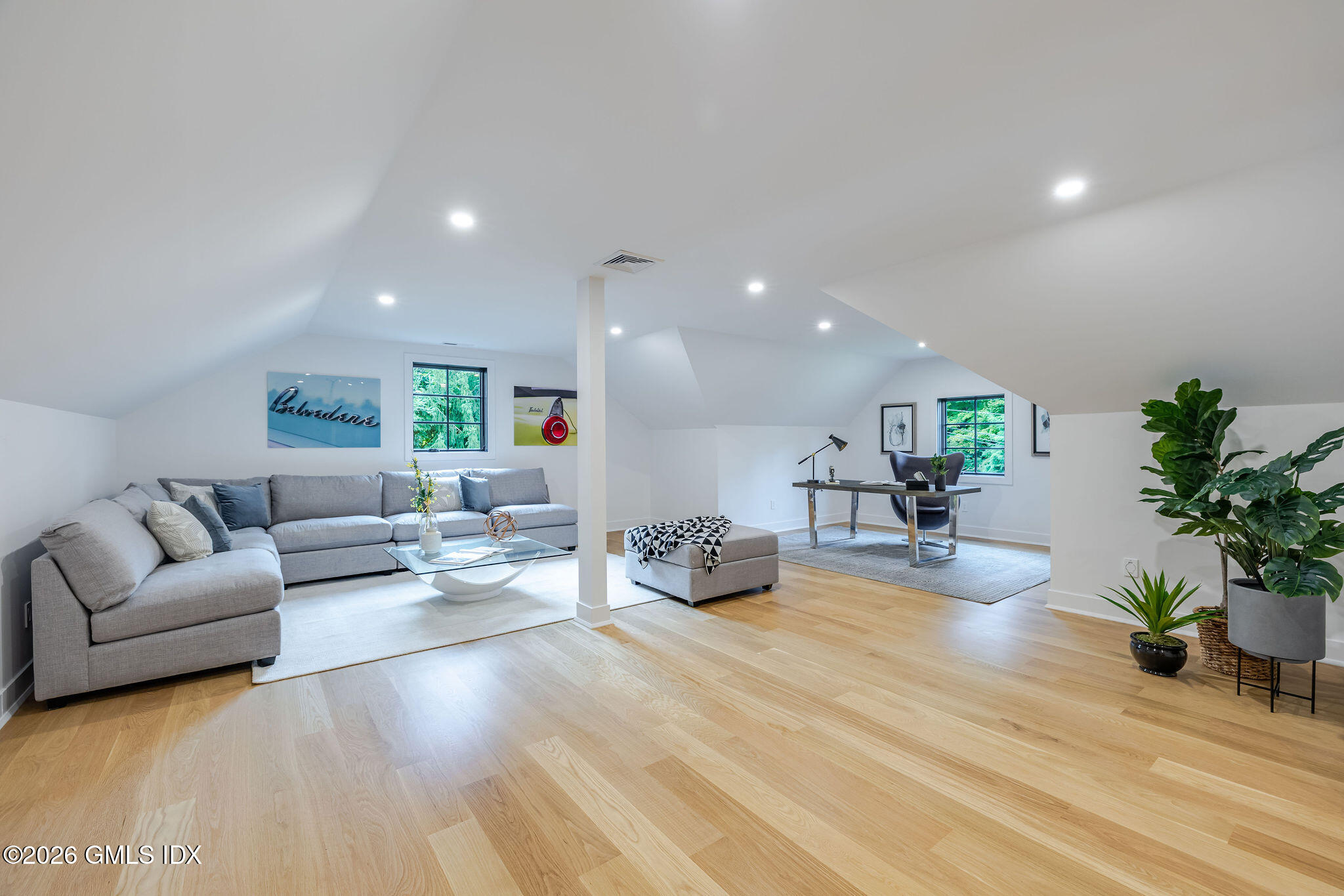 23 Laurel Road