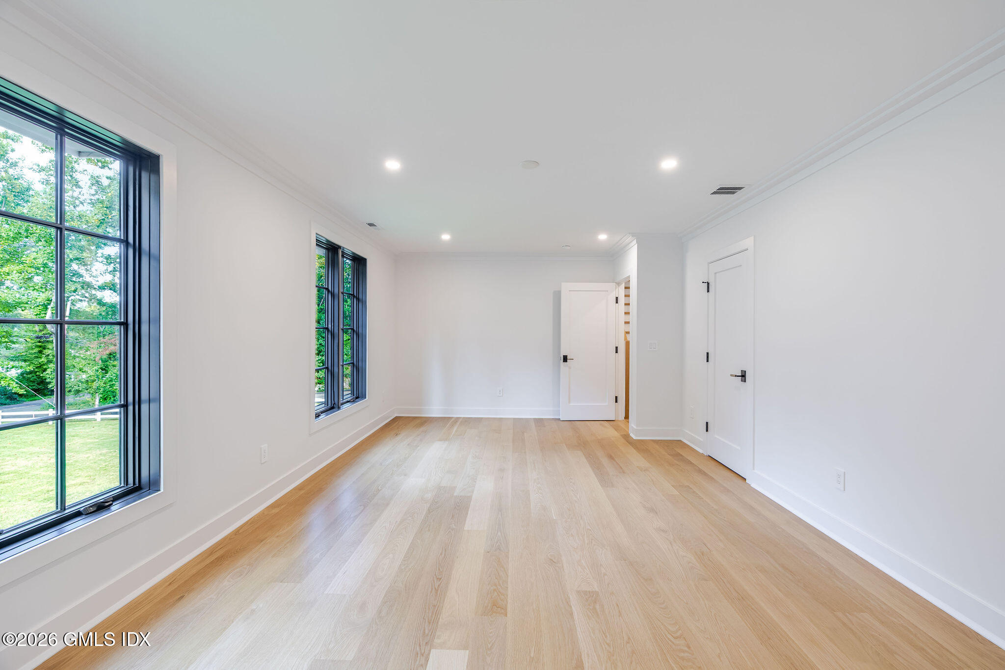 23 Laurel Road