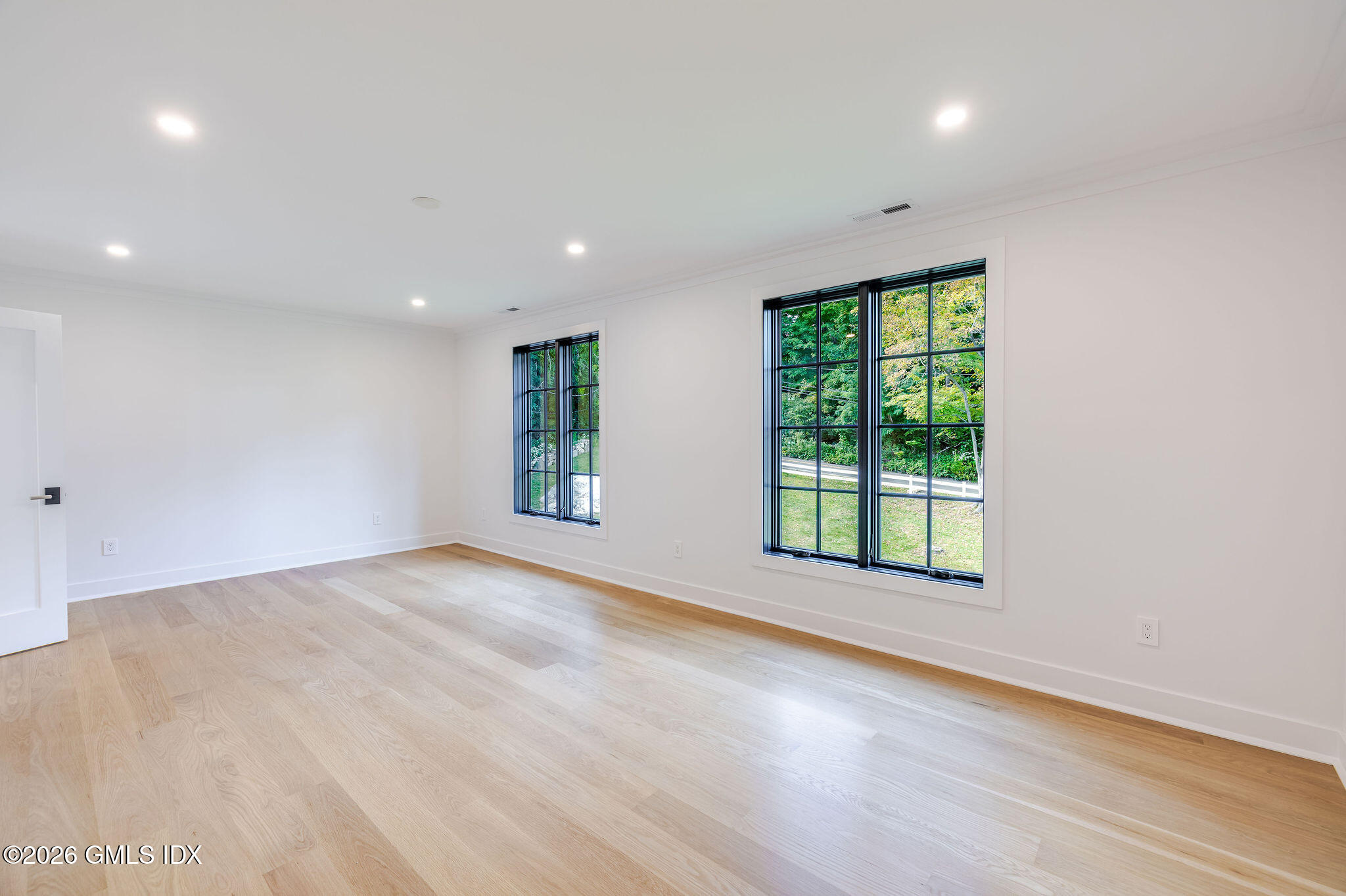 23 Laurel Road
