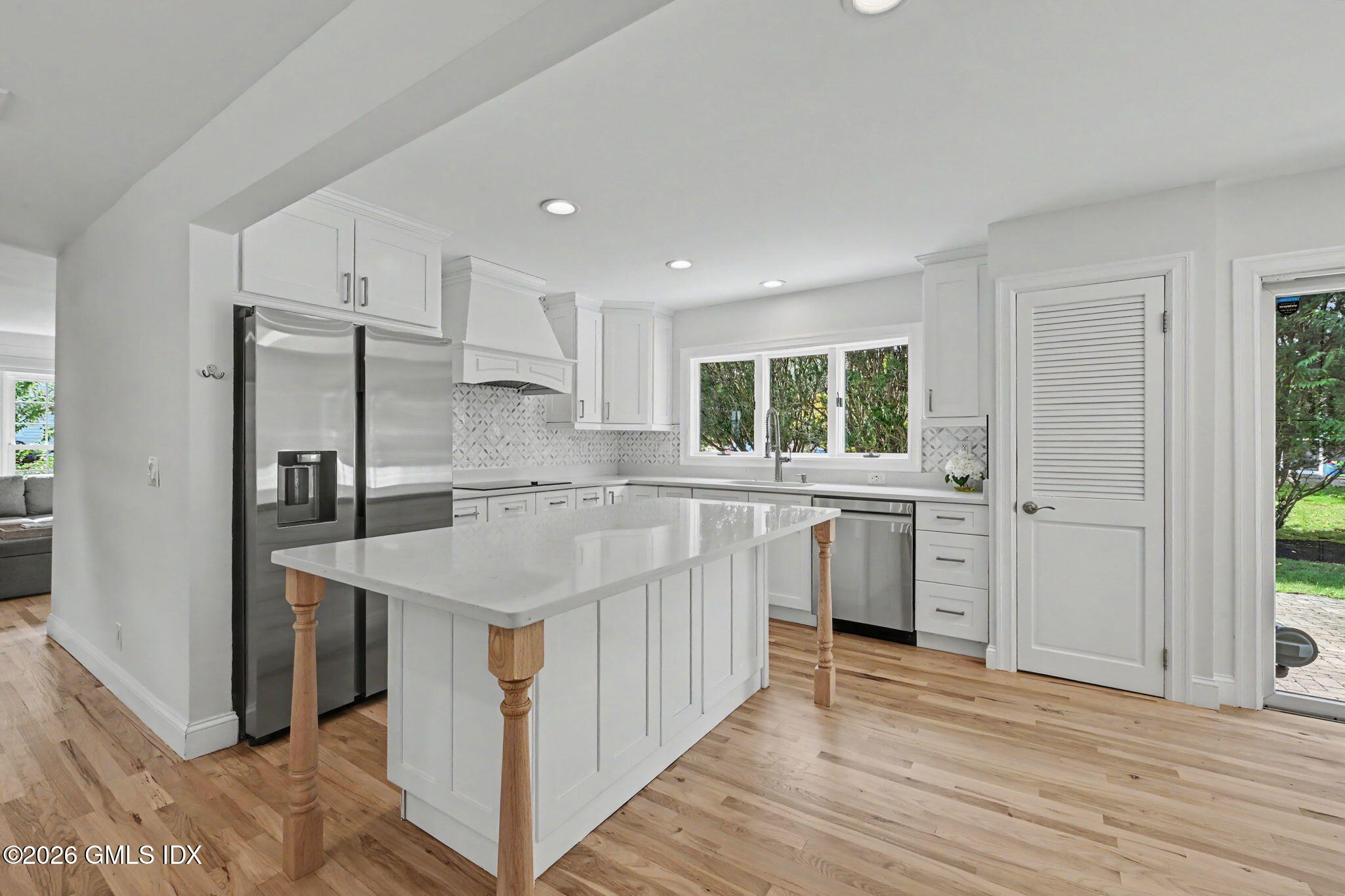 39 Sunshine Avenue